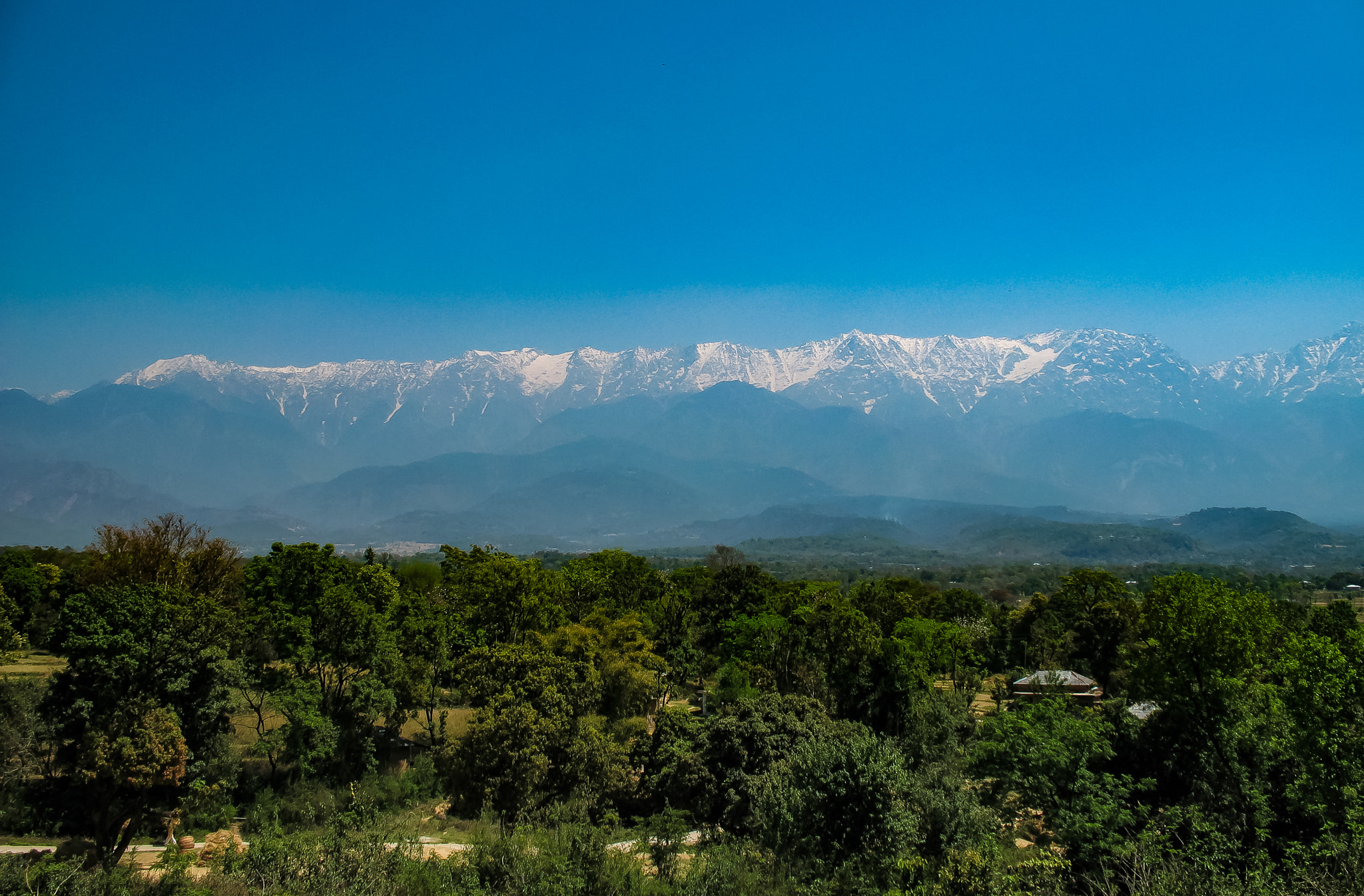 Canon POWERSHOT A640 sample photo. Yep - thats the himalayas! photography