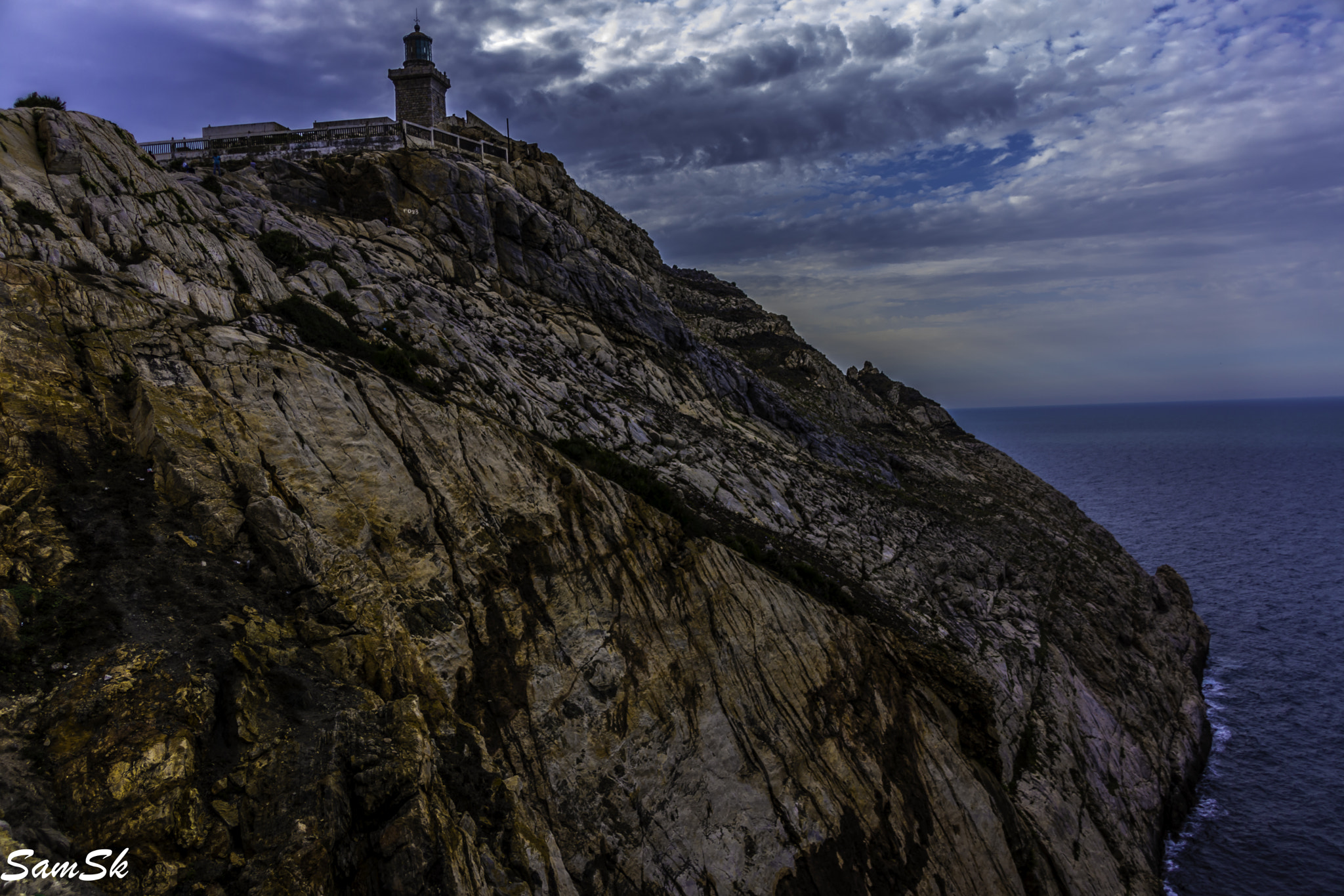 Tamron AF 28-105mm F4-5.6 [IF] sample photo. Cap de garde photography