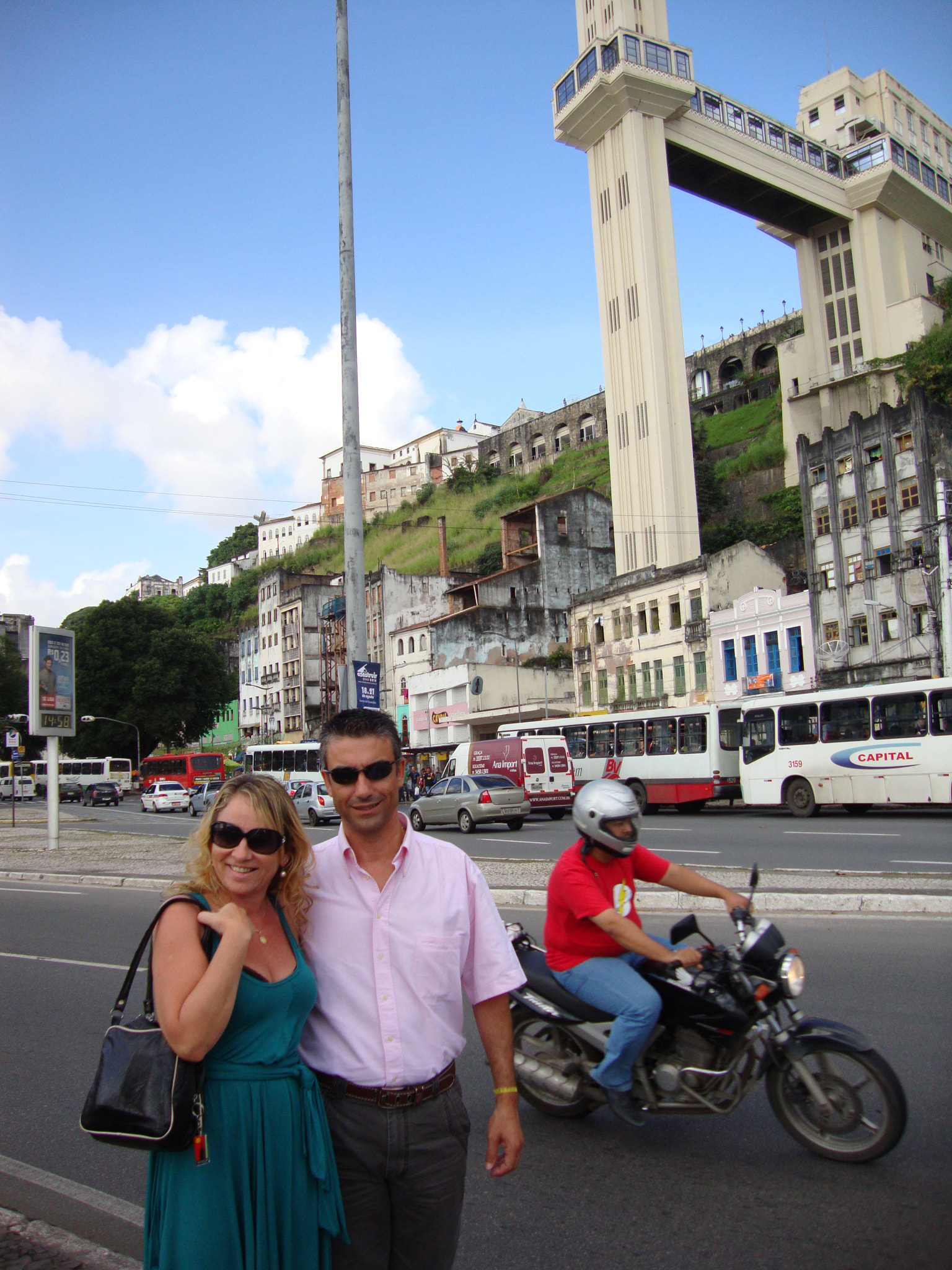 Sony DSC-W215 sample photo. Elevador lacerda cidade baixa photography