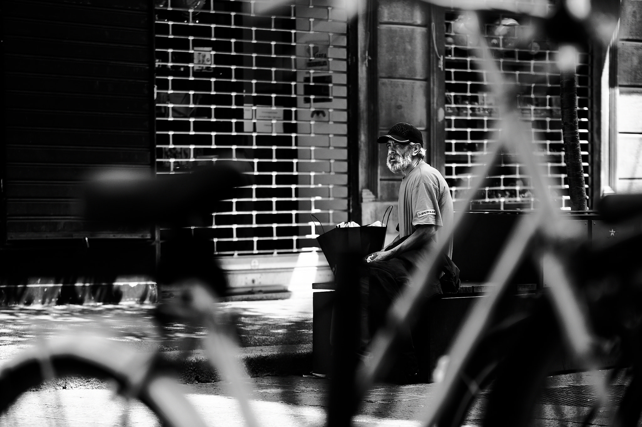 Sigma 70-200mm F2.8 EX DG OS HSM sample photo. The street photography