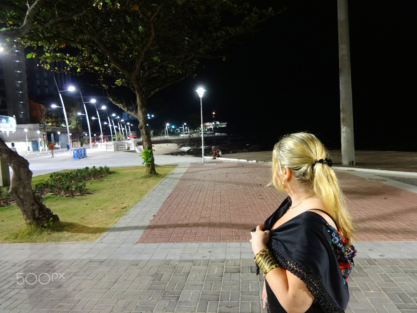Sony Cyber-shot DSC-WX80 sample photo. Mirando o farol da barra no porto em salvador photography