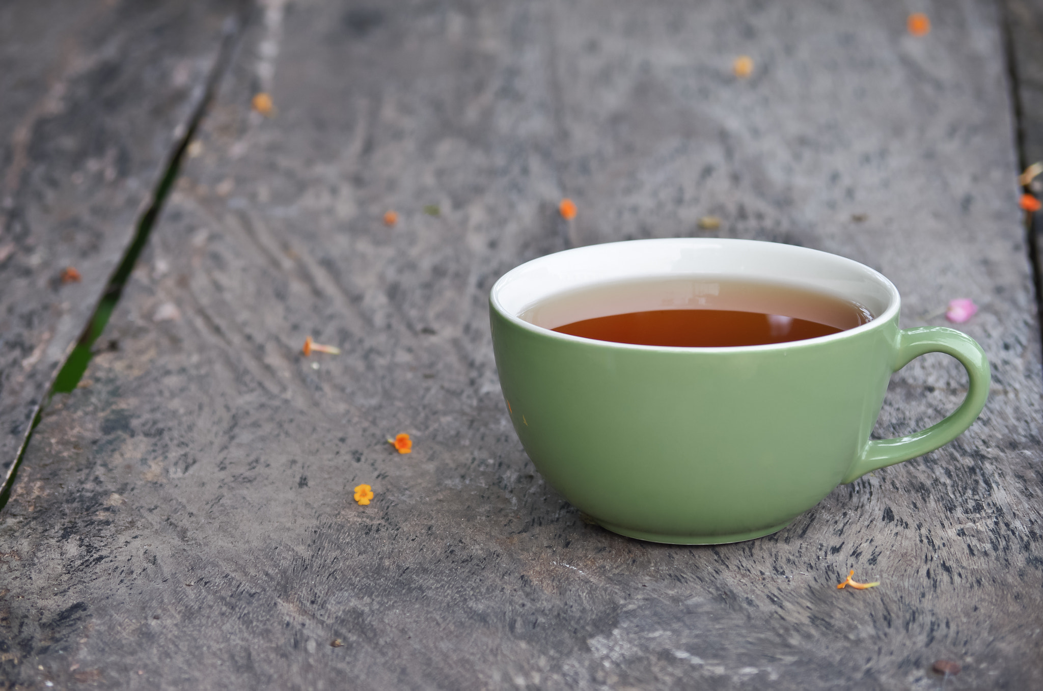 smc Pentax-DA L 50-200mm F4-5.6 ED WR sample photo. Black tea photography