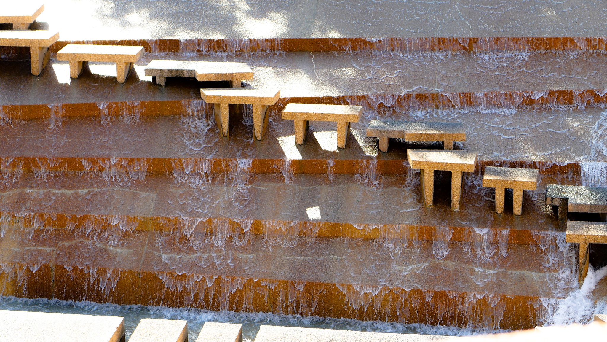 Panasonic Lumix DMC-G7 sample photo. Walking on water photography
