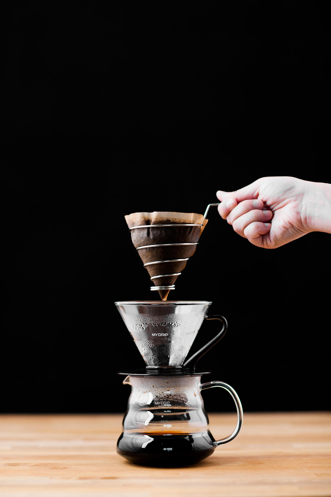 Canon EF 85mm F1.2 sample photo. Dripcoffee photography