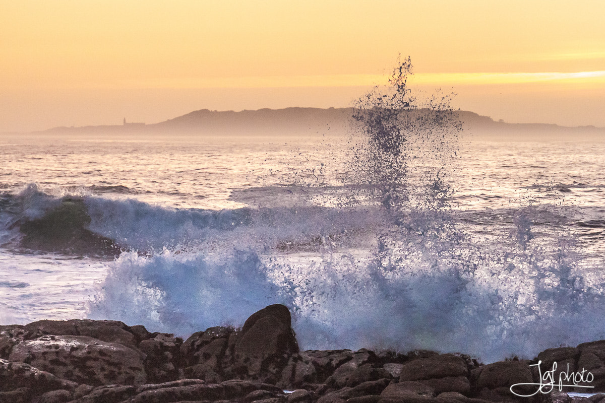 Canon EF 24-70mm F4L IS USM sample photo. Waves at sunset photography