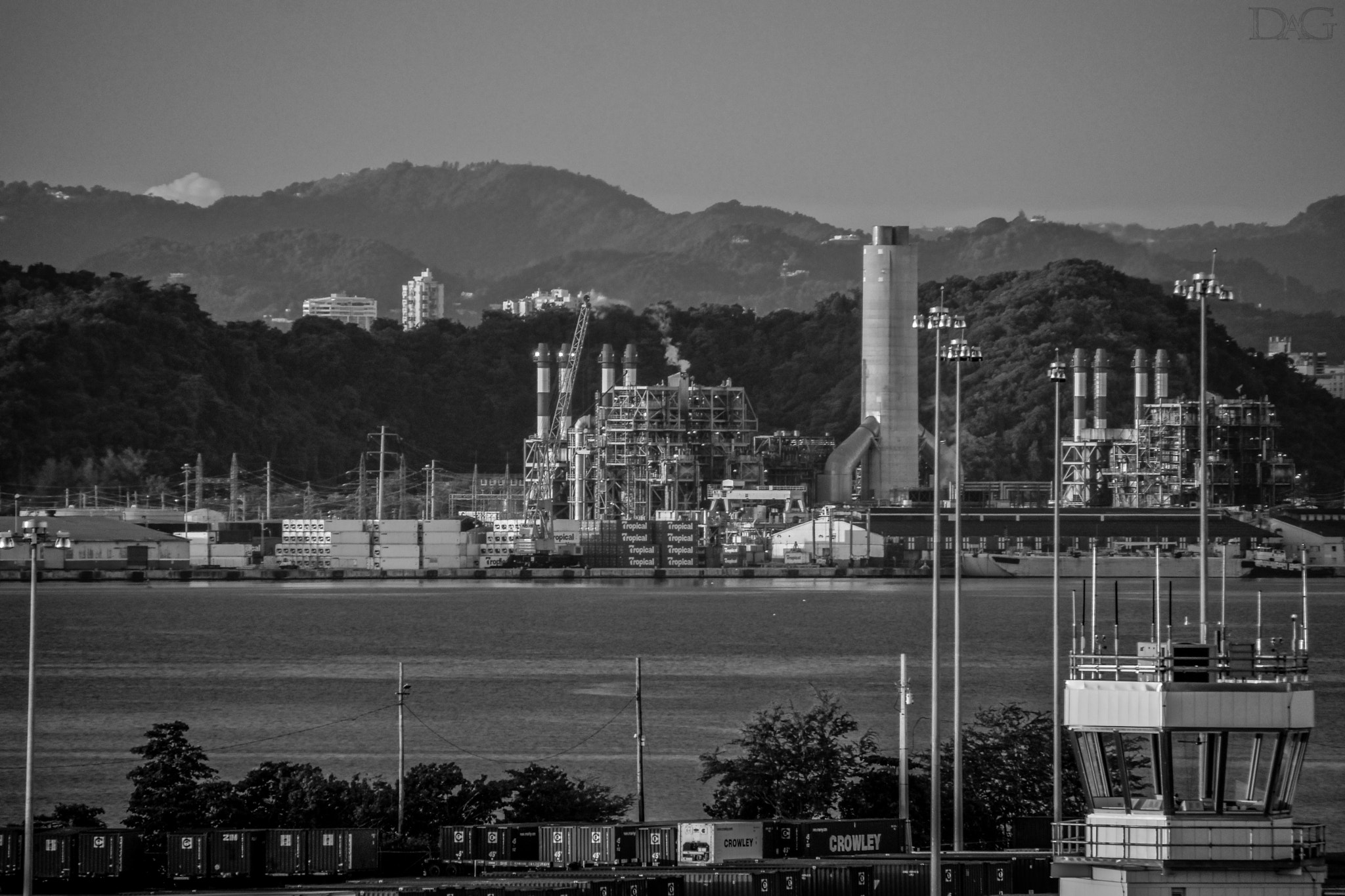 Sigma 18-250mm F3.5-6.3 DC OS HSM sample photo. Im hafen von san juan - 09 photography