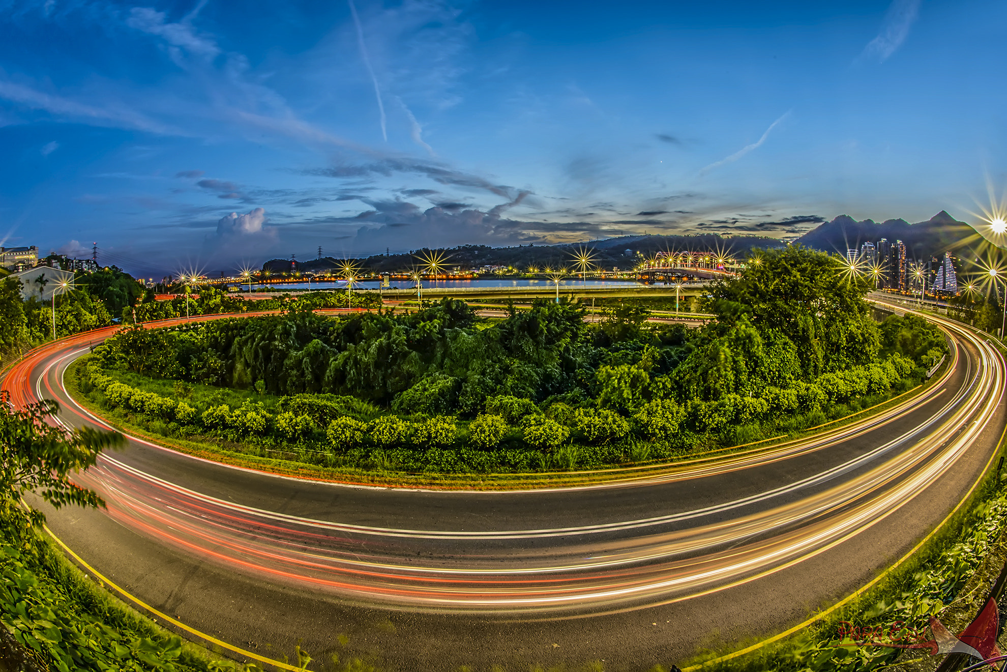 Nikon D800E + Nikon AF Fisheye-Nikkor 16mm F2.8D sample photo. Guan-du bridge photography