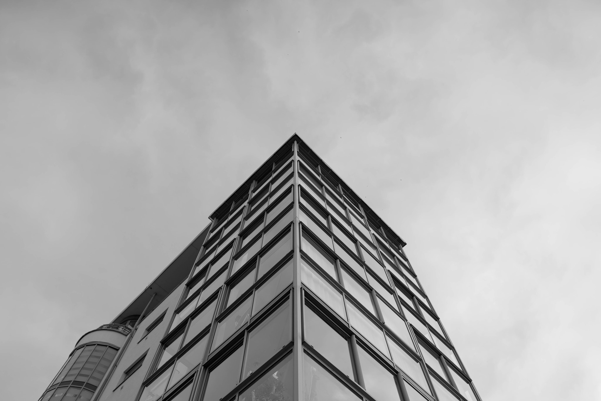 Metabones 24/1.4 sample photo. Triangle photography