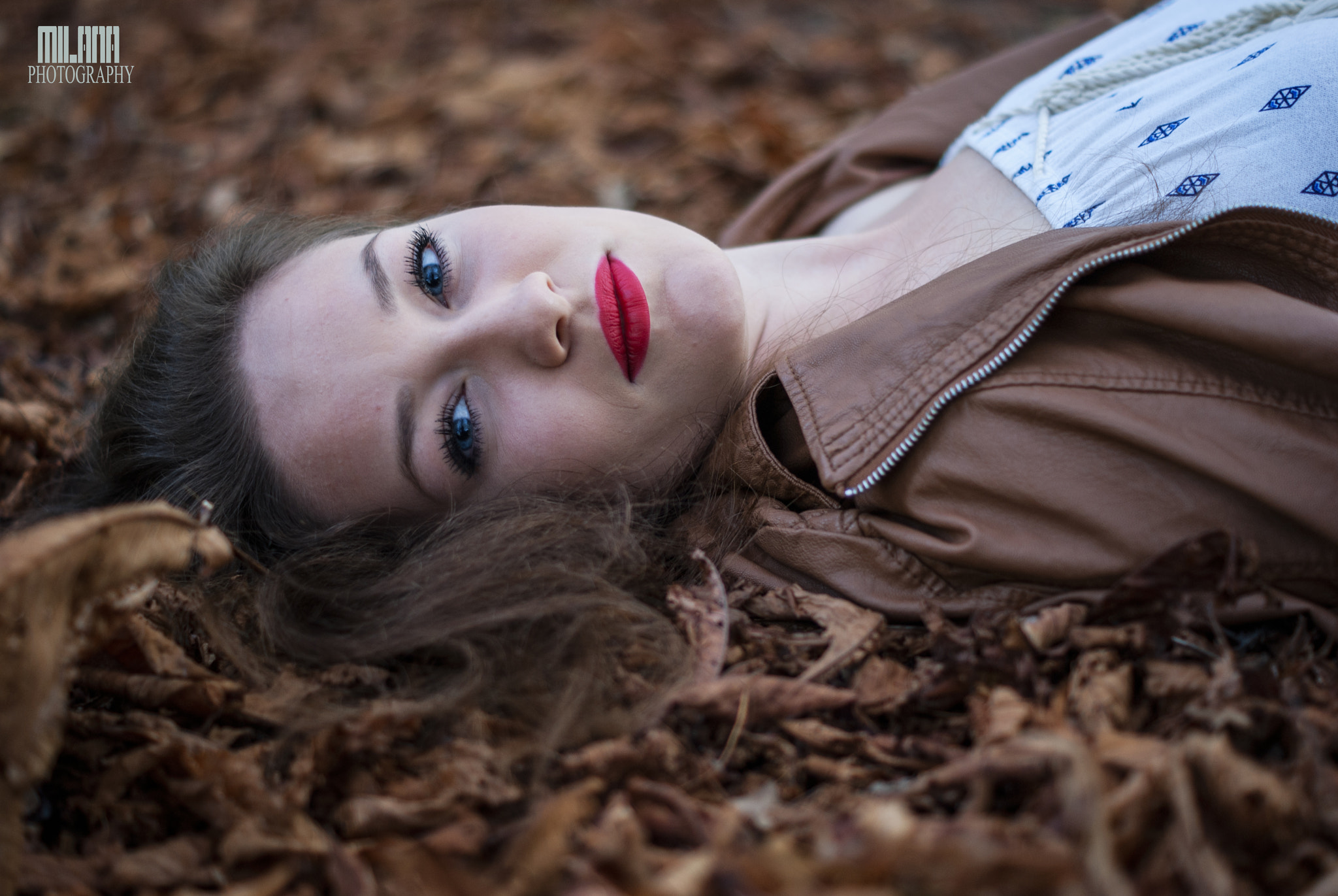 Sony Alpha DSLR-A200 + Sony DT 50mm F1.8 SAM sample photo. Blue look photography