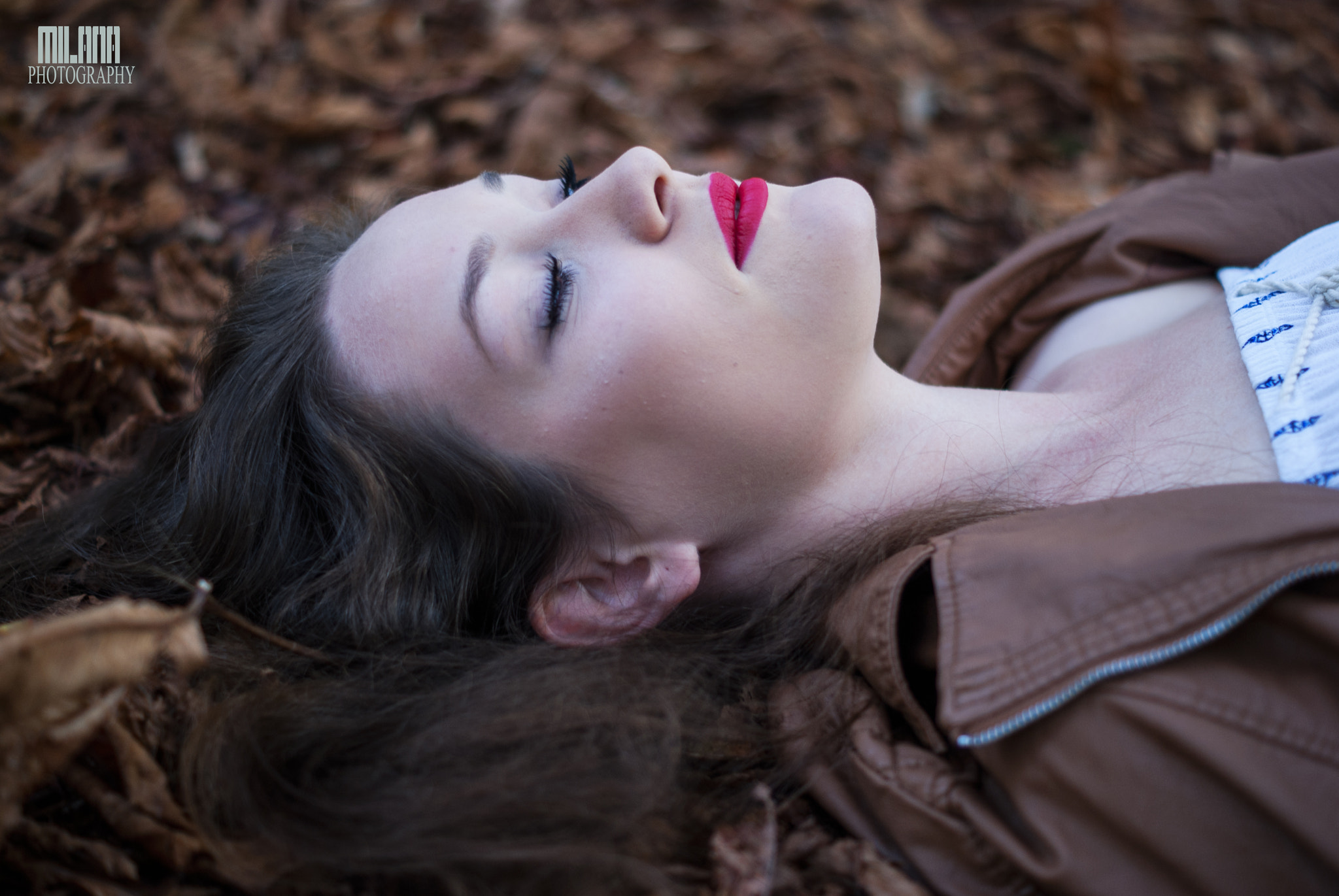 Sony Alpha DSLR-A200 + Sony DT 50mm F1.8 SAM sample photo. Close your blue ees lady photography