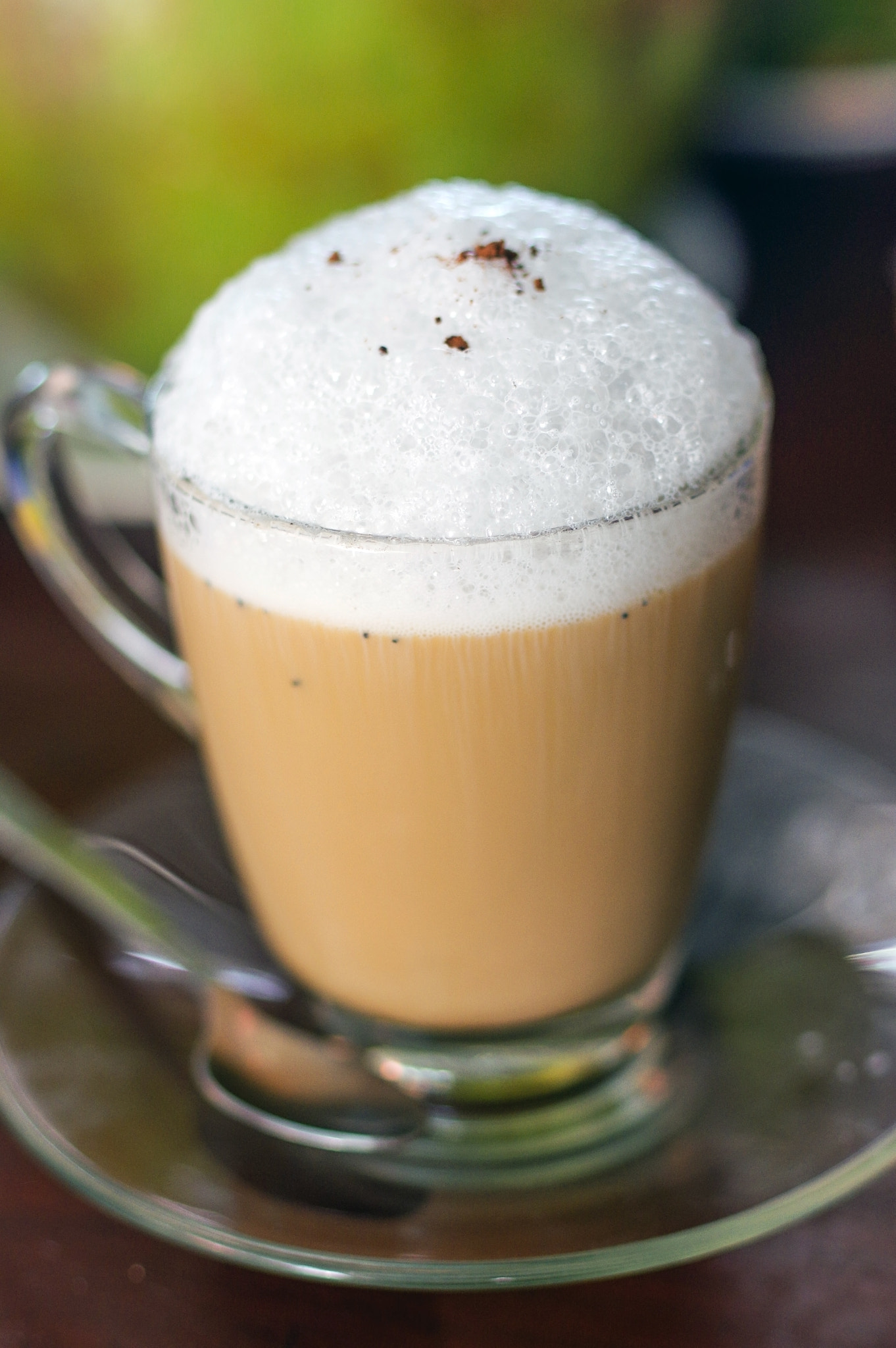 Pentax K-3 + Pentax smc DA* 55mm F1.4 SDM sample photo. Cup of cappuccino on wooden table photography