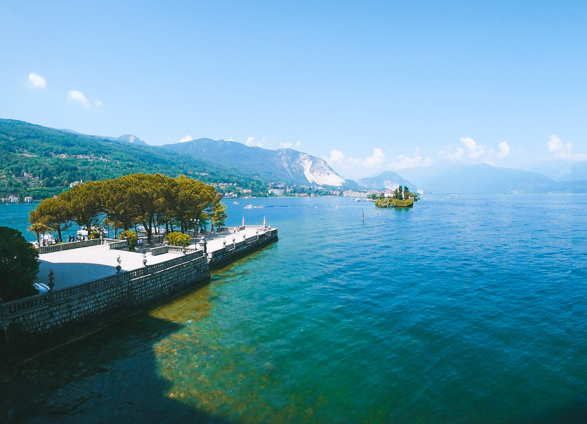 Saumsun NX 16-50mm F2-2.8 S ED OIS sample photo. Isola bella photography