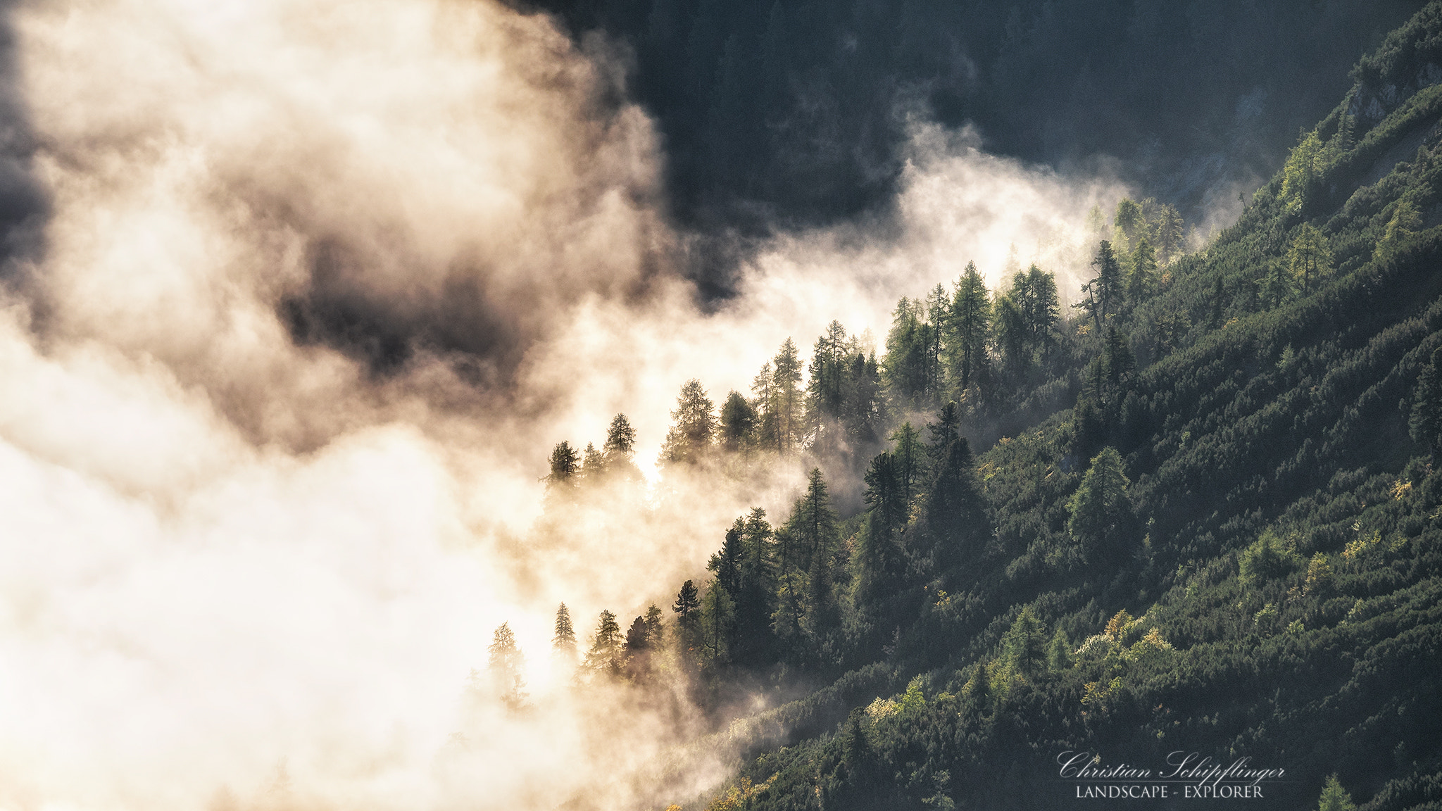 Sony a7S + Sony FE 70-200mm F4 G OSS sample photo. Fog vs. sunrise photography