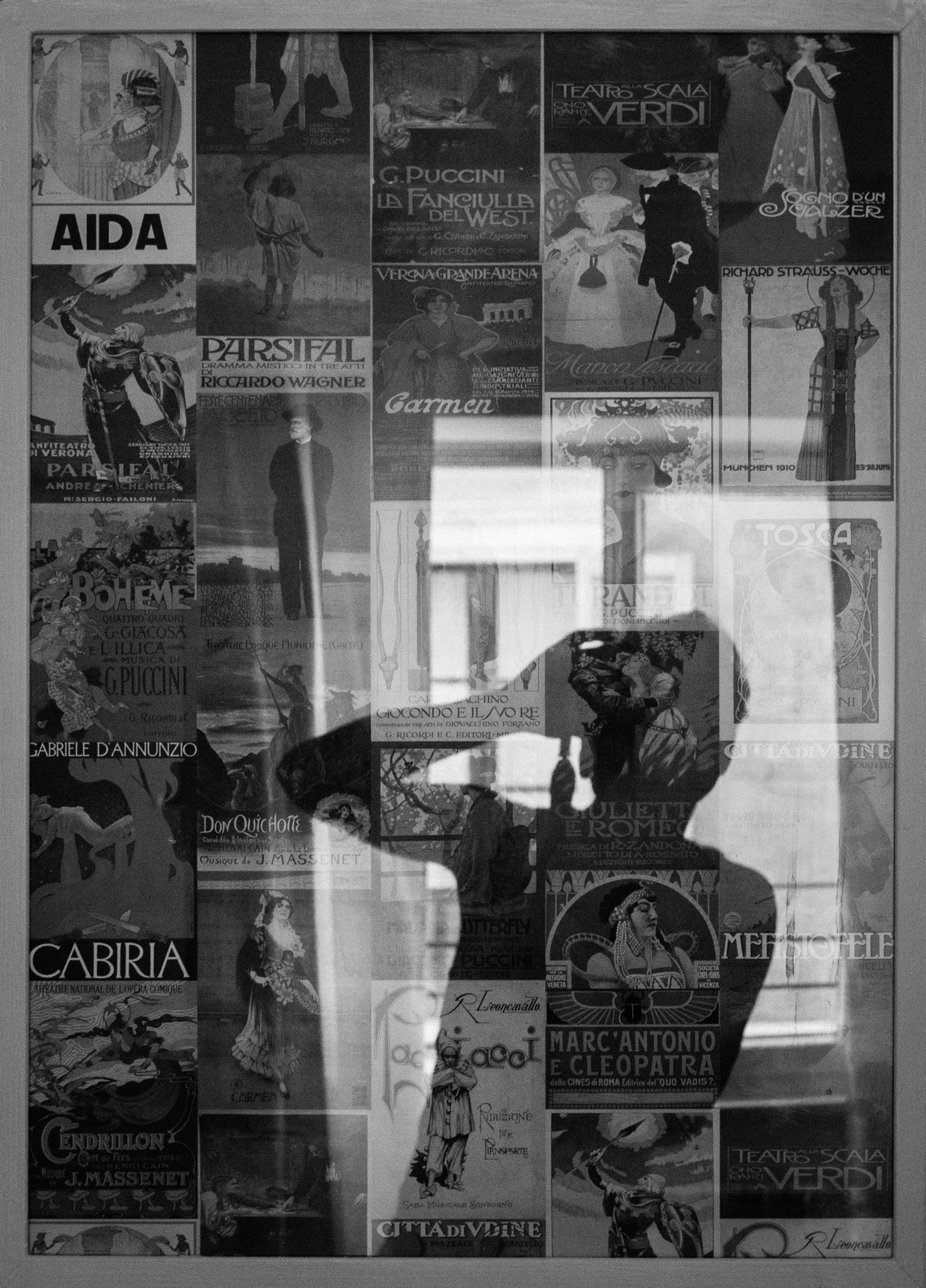Sigma 30mm F1.4 EX DC HSM sample photo. Italian operas self portrait in rome photography