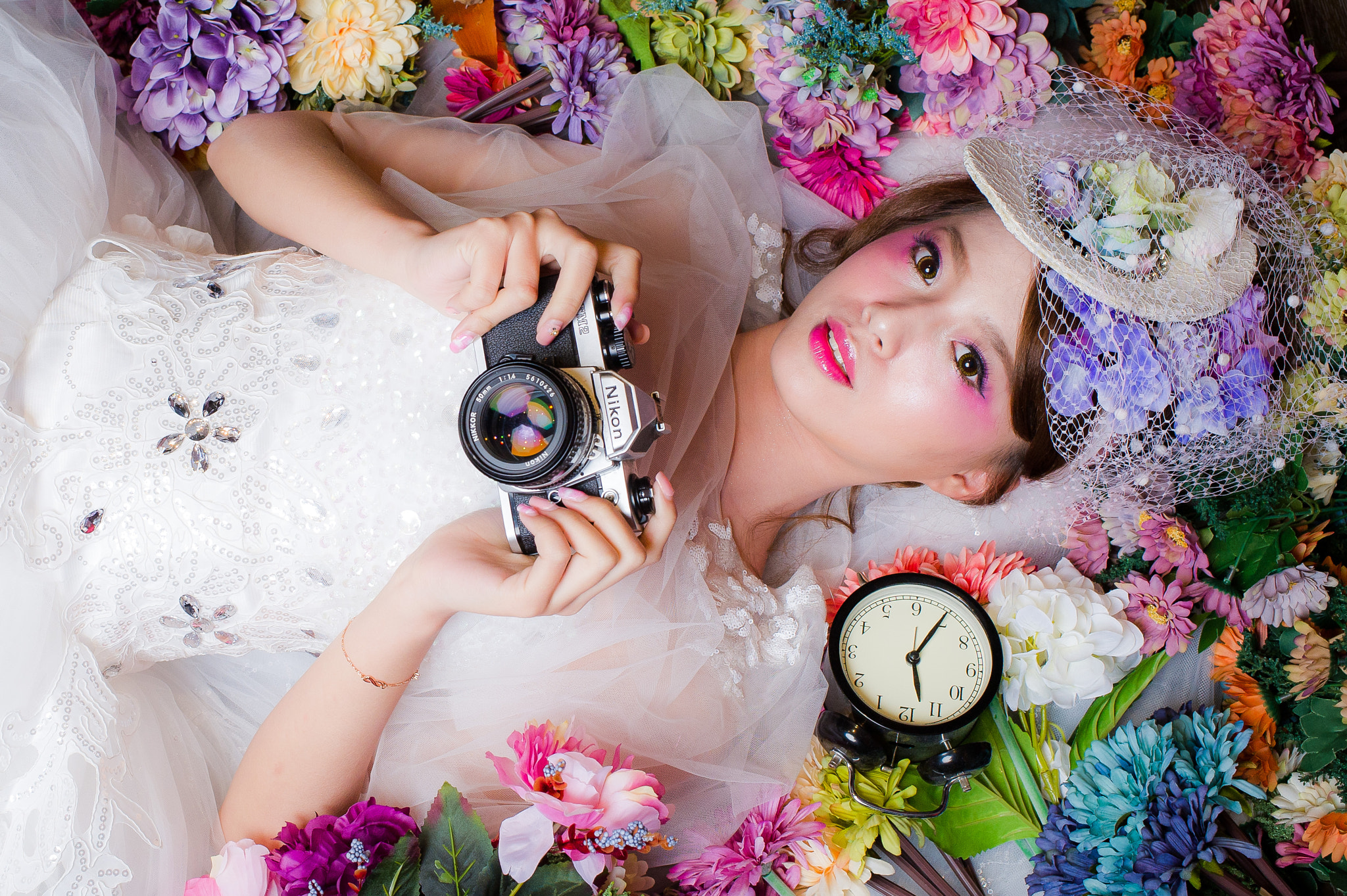 Nikon D3S + Nikon AF-S Nikkor 35mm F1.4G sample photo. Bridal photography