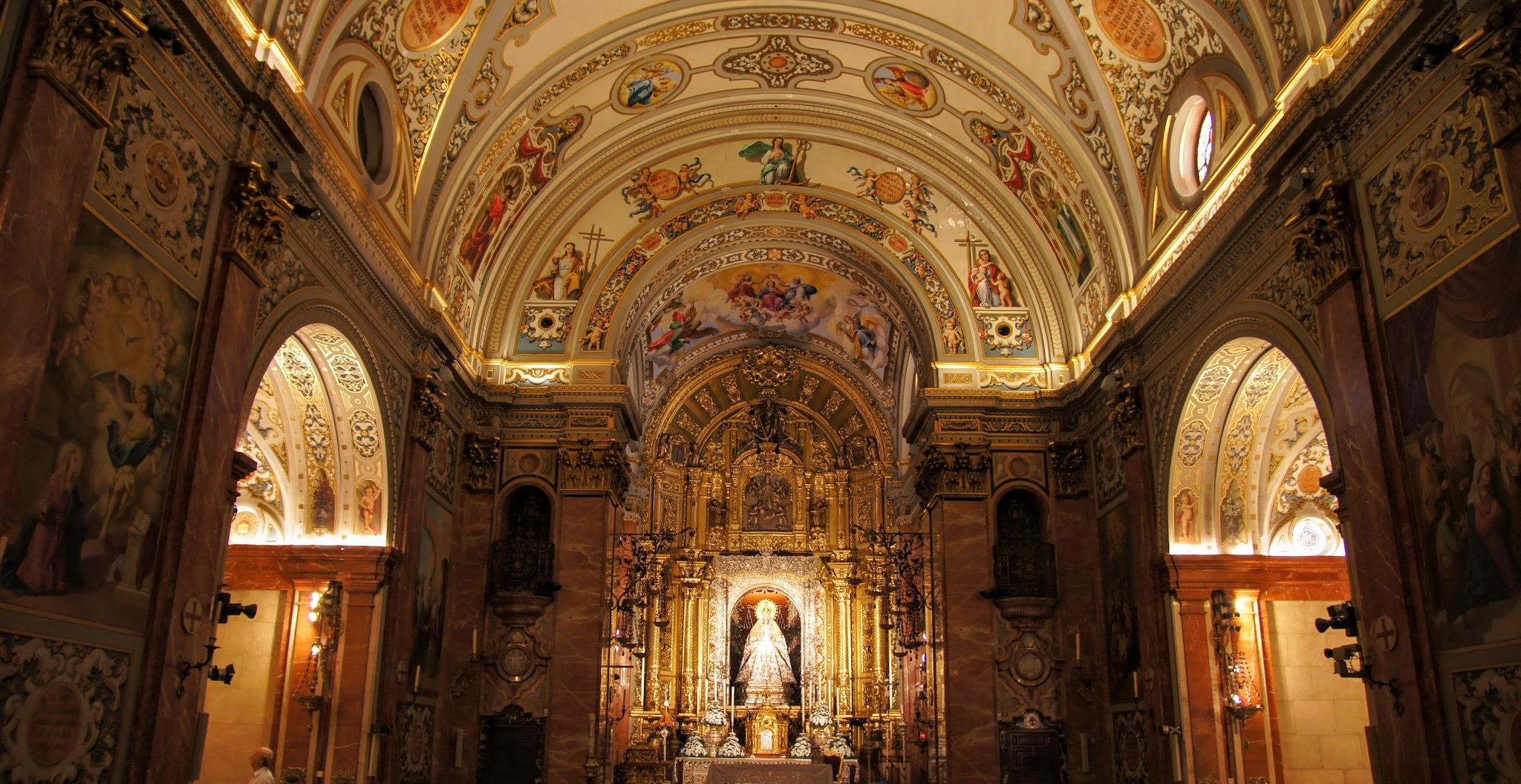 Sony DT 16-105mm F3.5-5.6 sample photo. Basilica de la macarena. seville spain photography