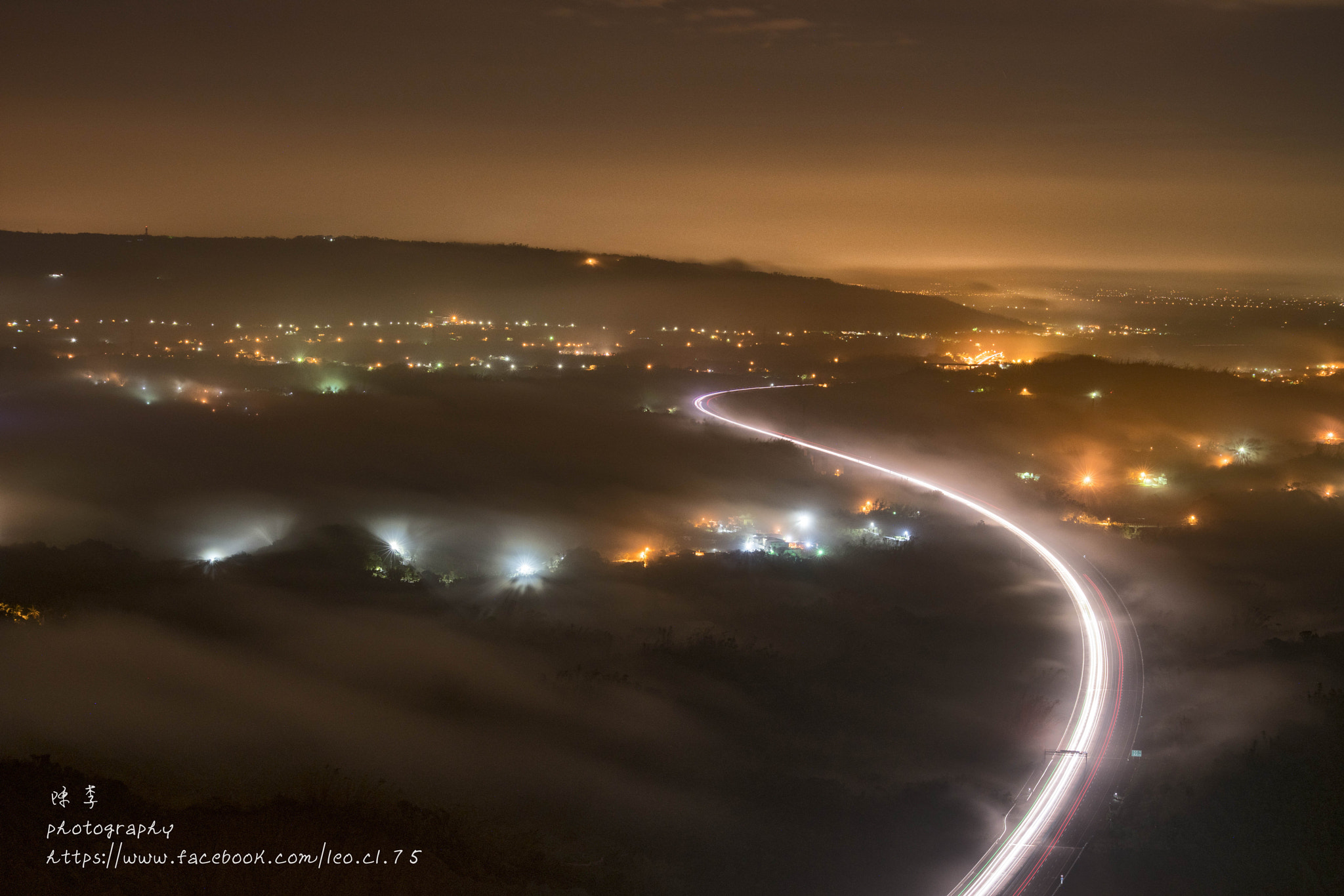 Sony a7R II + Sigma 17-70mm F2.8-4 DC Macro OS HSM | C sample photo. Freeway of clouds photography