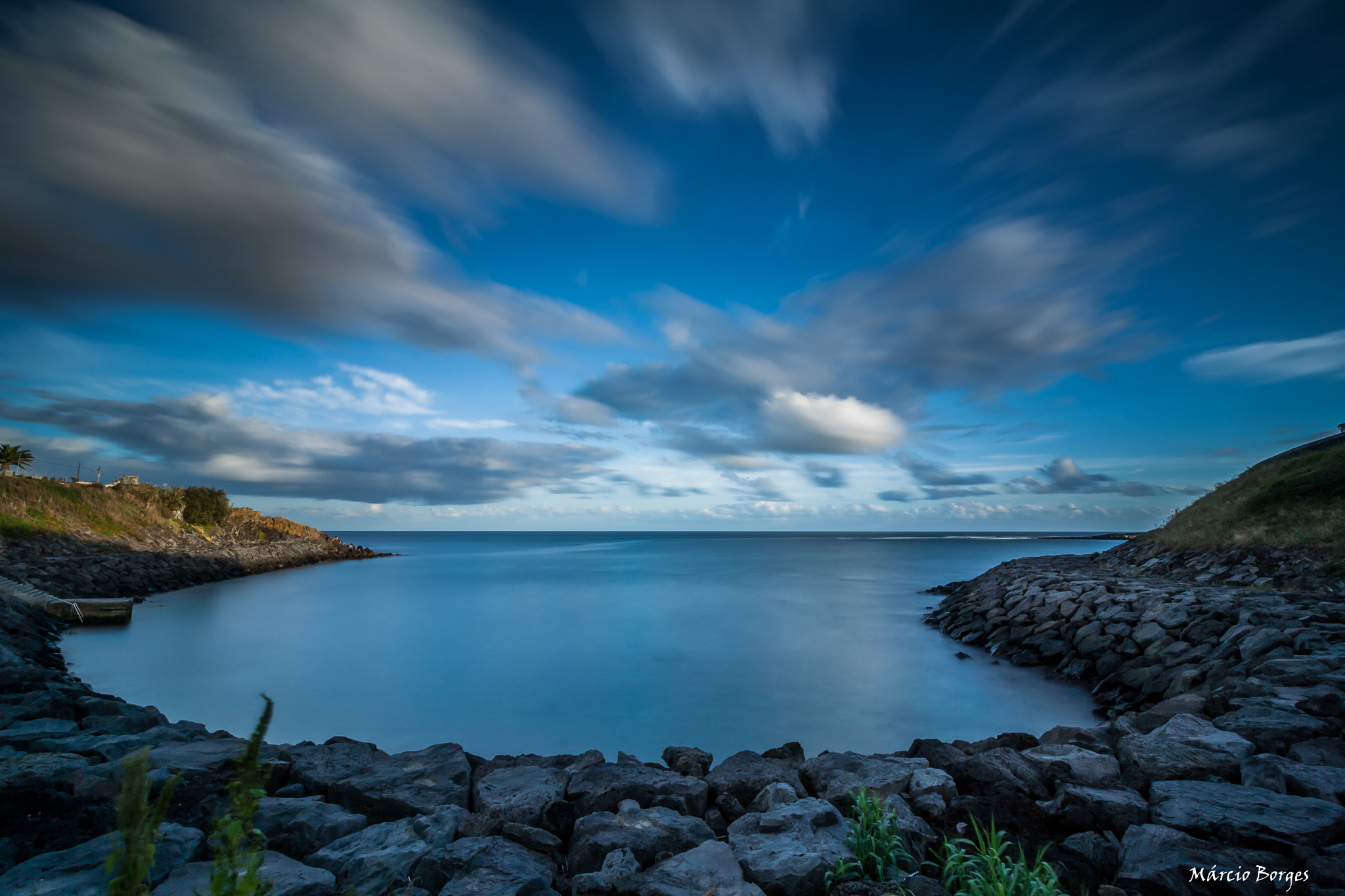 Canon EOS 1000D (EOS Digital Rebel XS / EOS Kiss F) sample photo. Sea in shape of lake photography