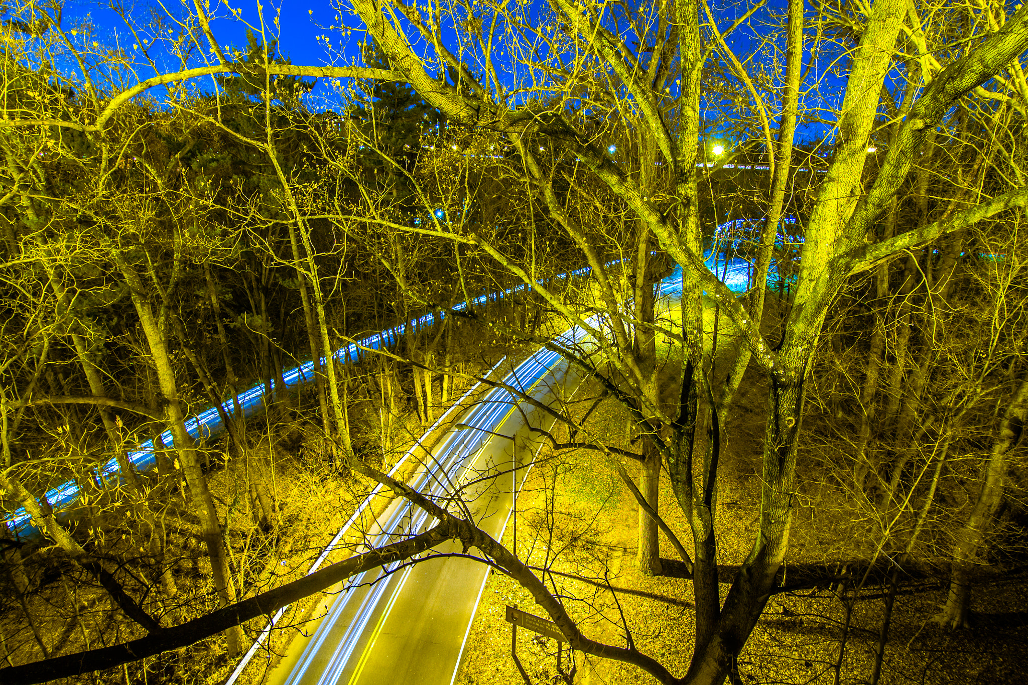 Canon EOS 1100D (EOS Rebel T3 / EOS Kiss X50) sample photo. Car trails in d.c. photography