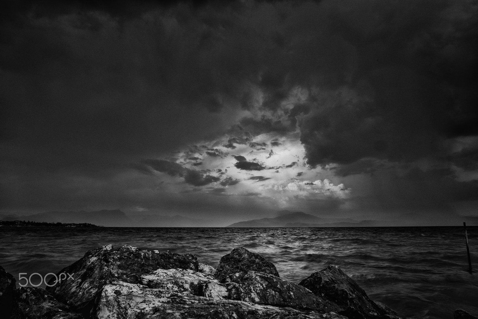 Sony a7R sample photo. Thunderstorm bw photography