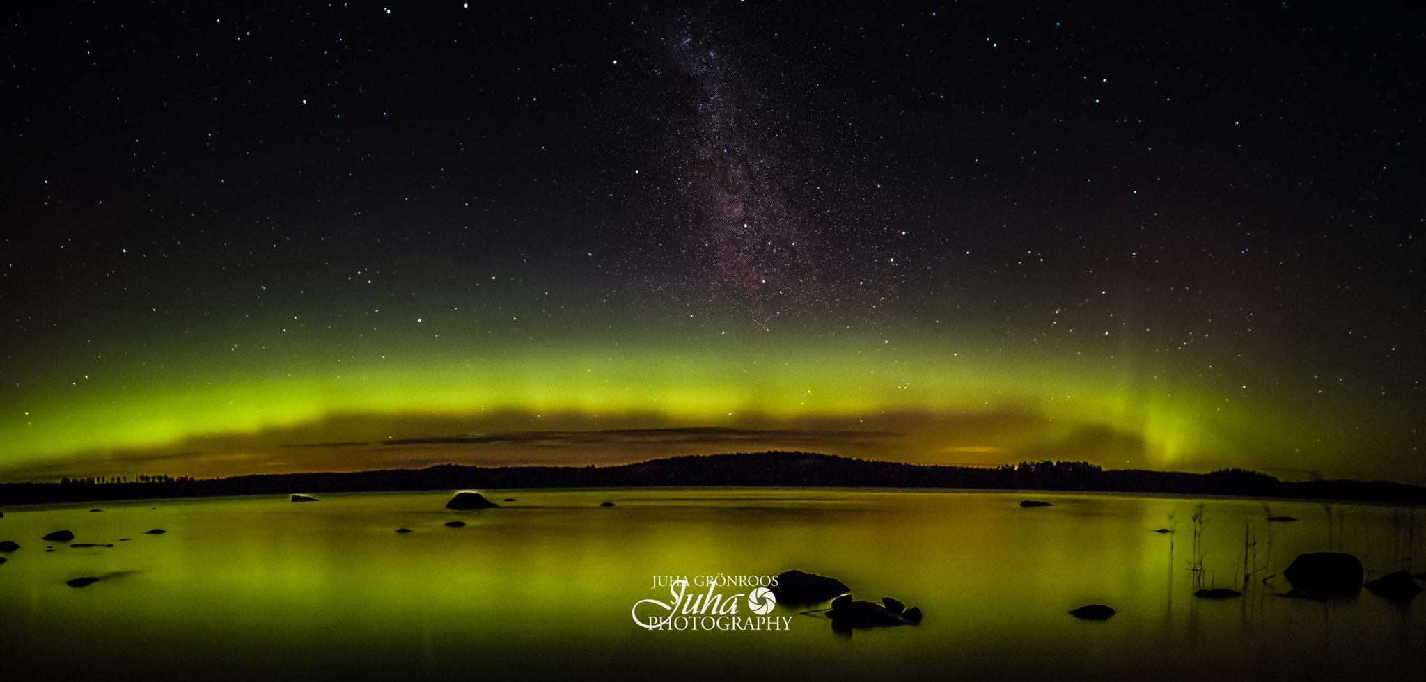 Sigma 17-70mm F2.8-4 DC Macro OS HSM sample photo. Aurora borealis at bone lake photography