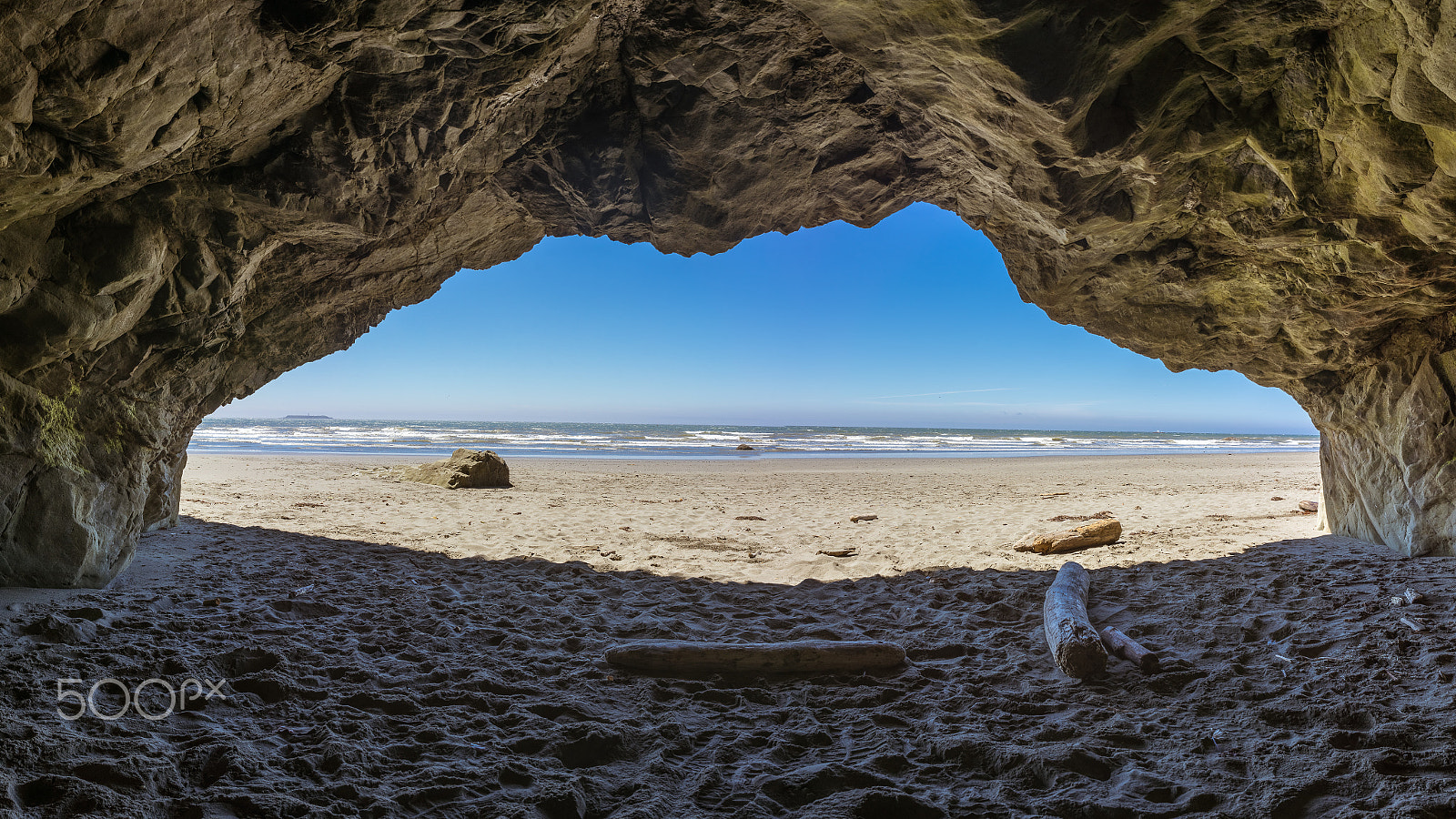 Sony a7R sample photo. Cave by the beach photography