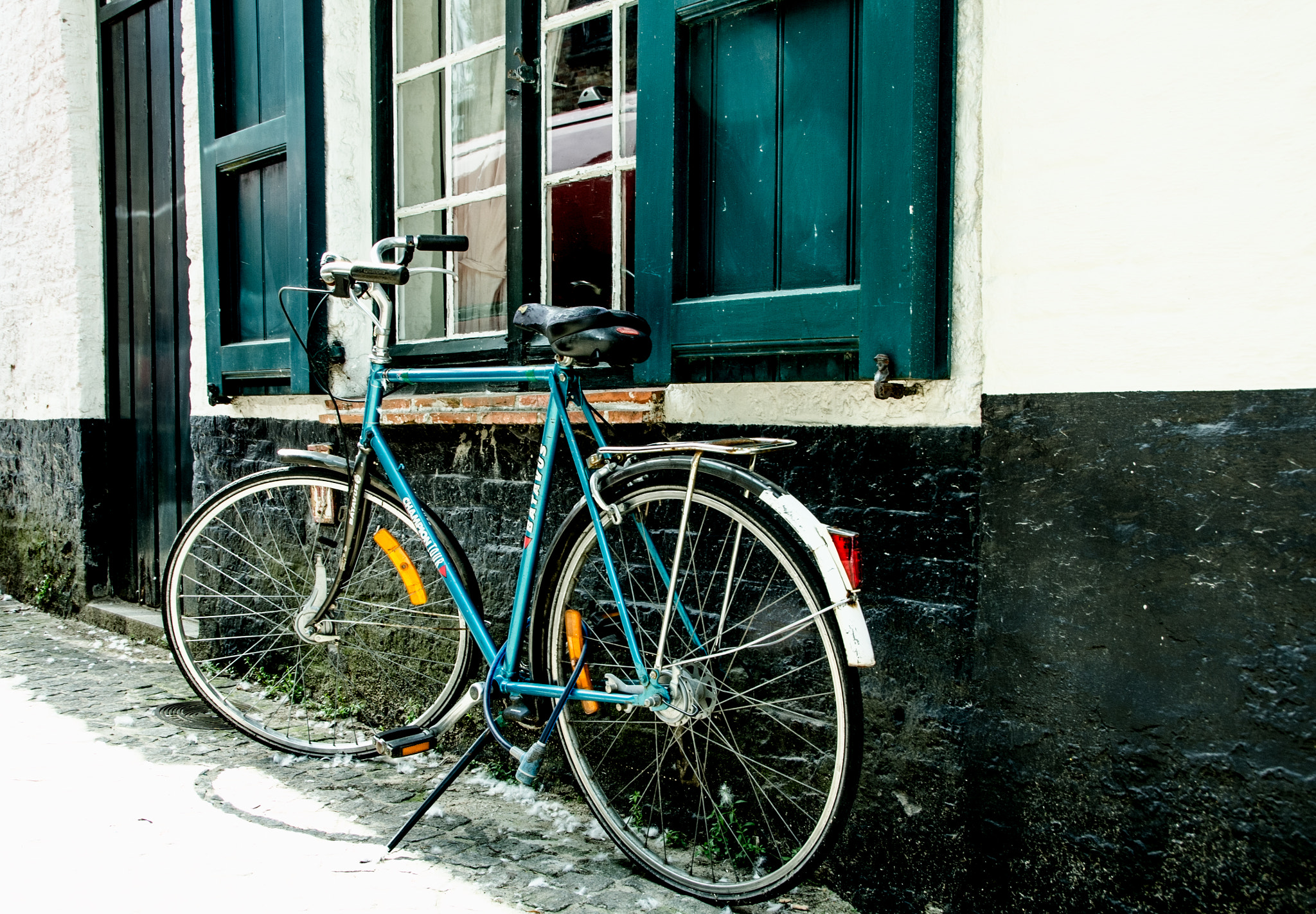 Sigma 18-250mm F3.5-6.3 DC OS HSM sample photo. Bike photography