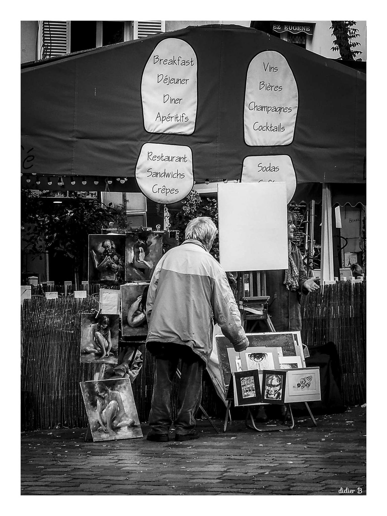 Olympus OM-D E-M10 II sample photo. Promenade a montmartre photography