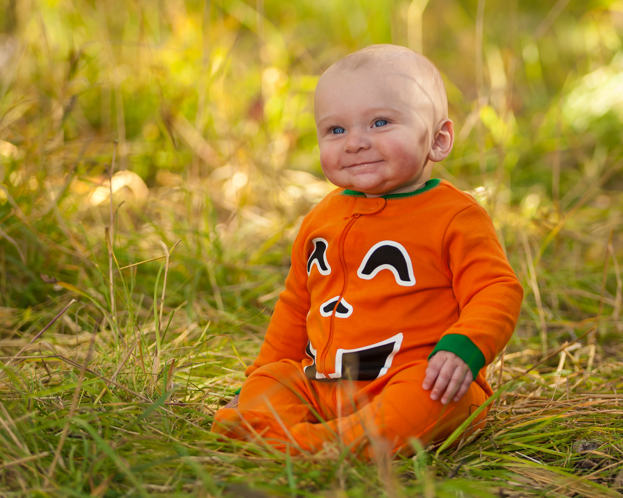 Nikon D2X sample photo. Im a little pumpkin! photography