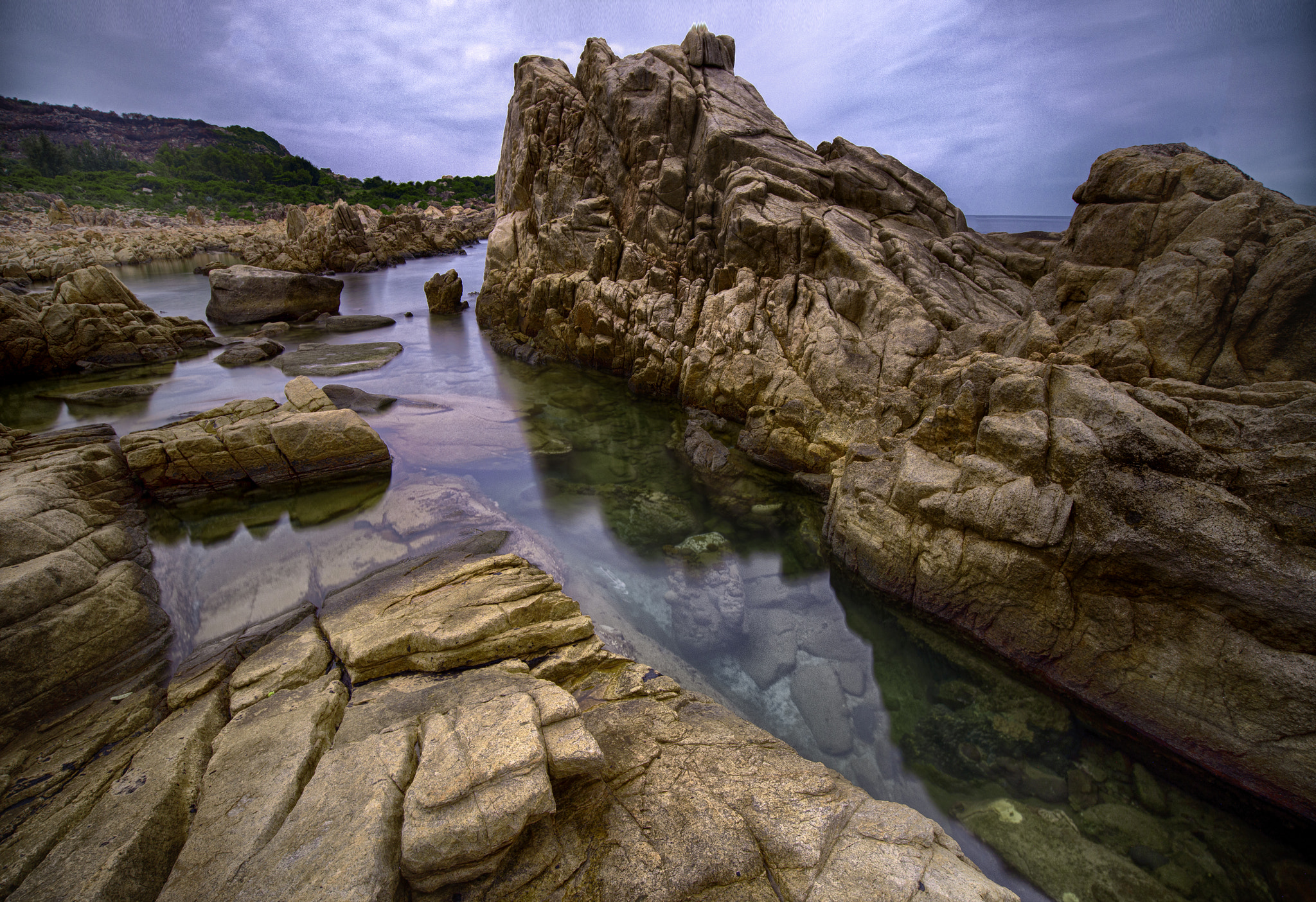 Nikon AF-S Nikkor 18-35mm F3.5-4.5G ED sample photo. The amazing phú yên photography