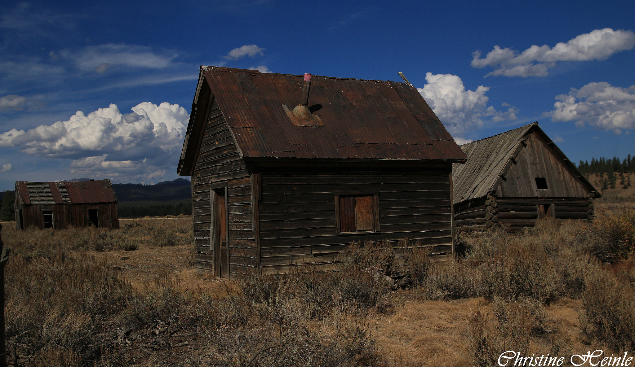 Sigma 17-70mm F2.8-4 DC Macro OS HSM sample photo. Old homestead eastern oregon photography