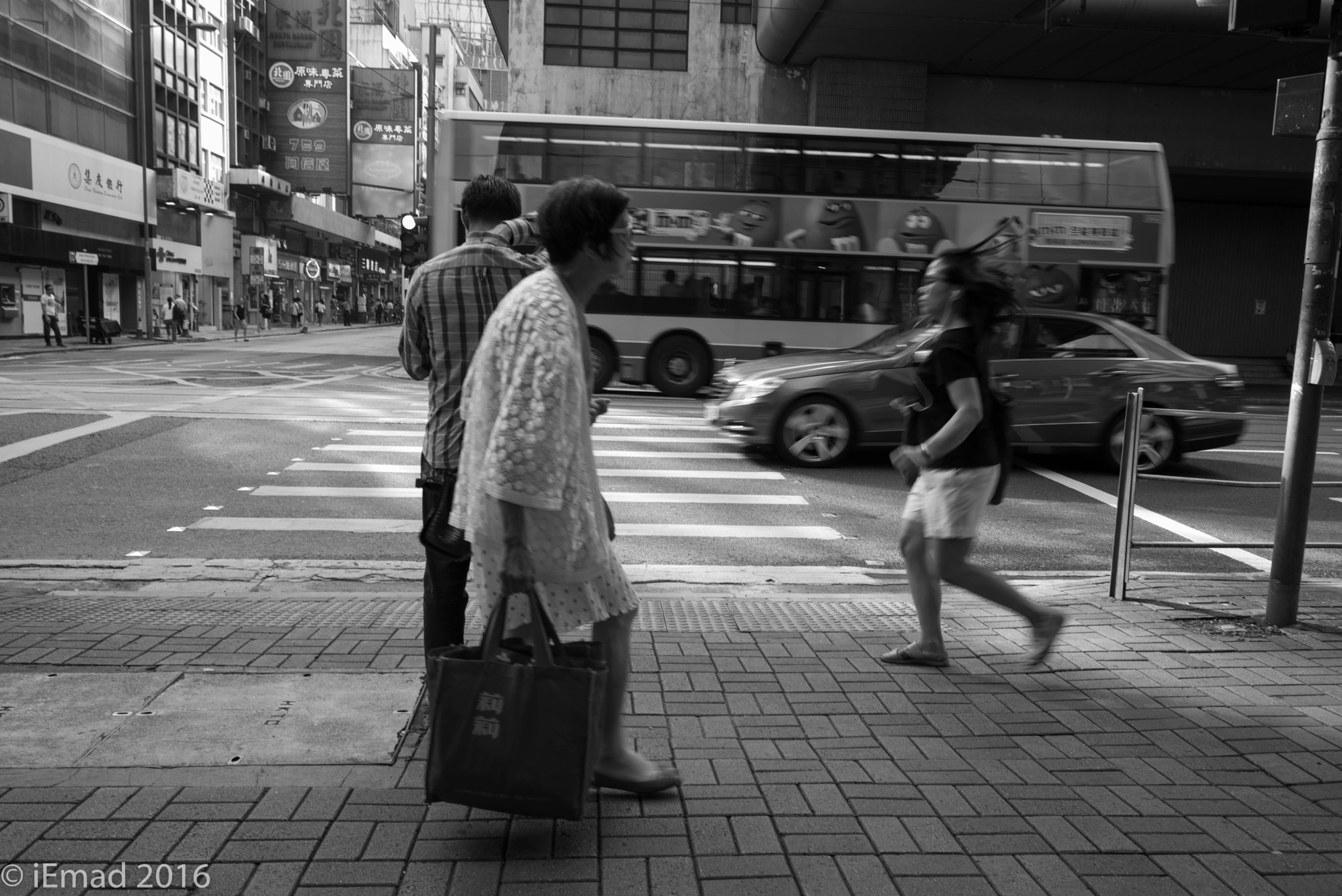 Summicron-M 1:2/28 ASPH. sample photo. Life in motion - hk photography