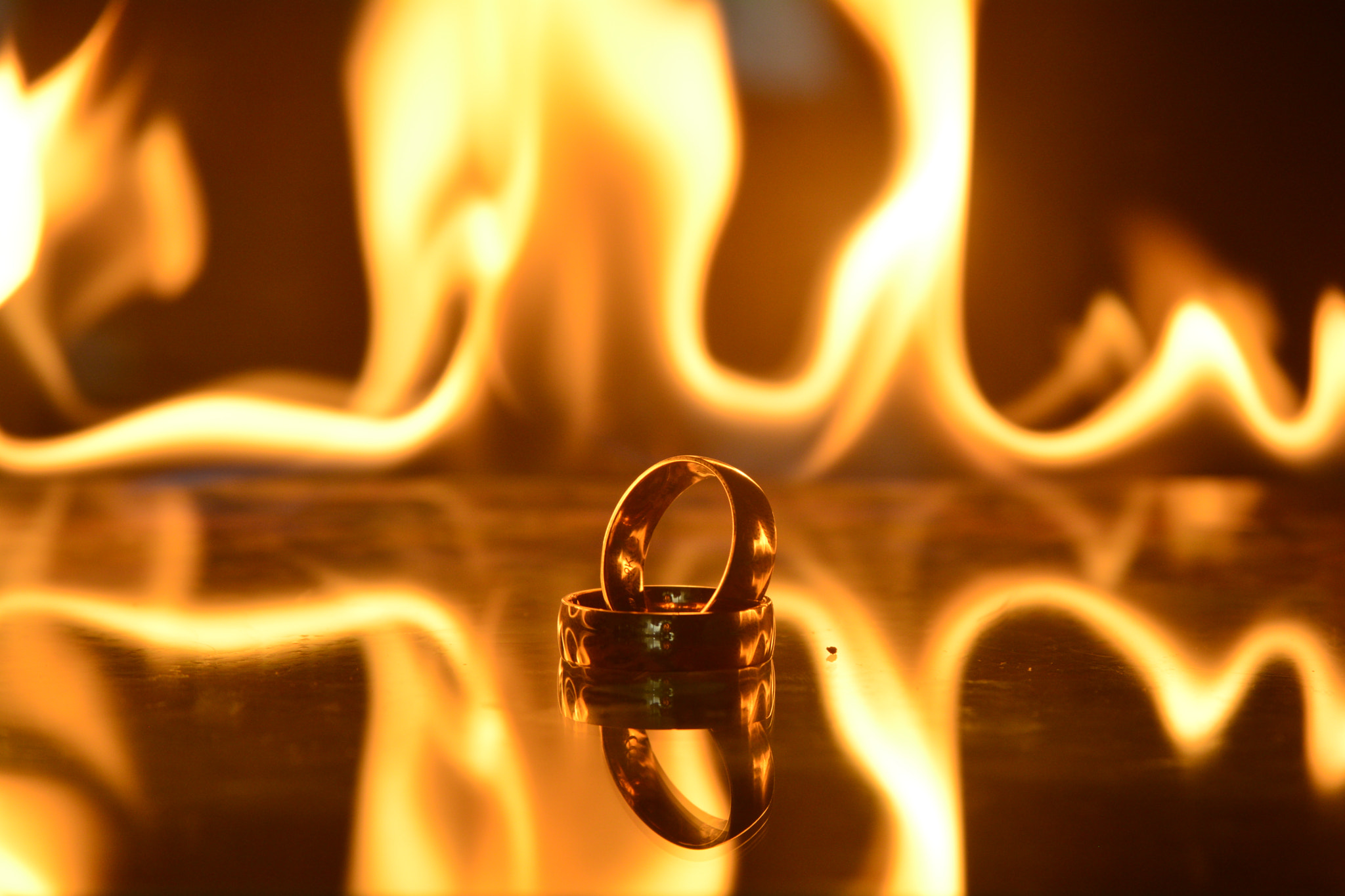 AF Zoom-Nikkor 28-105mm f/3.5-4.5D IF sample photo. On fire photography