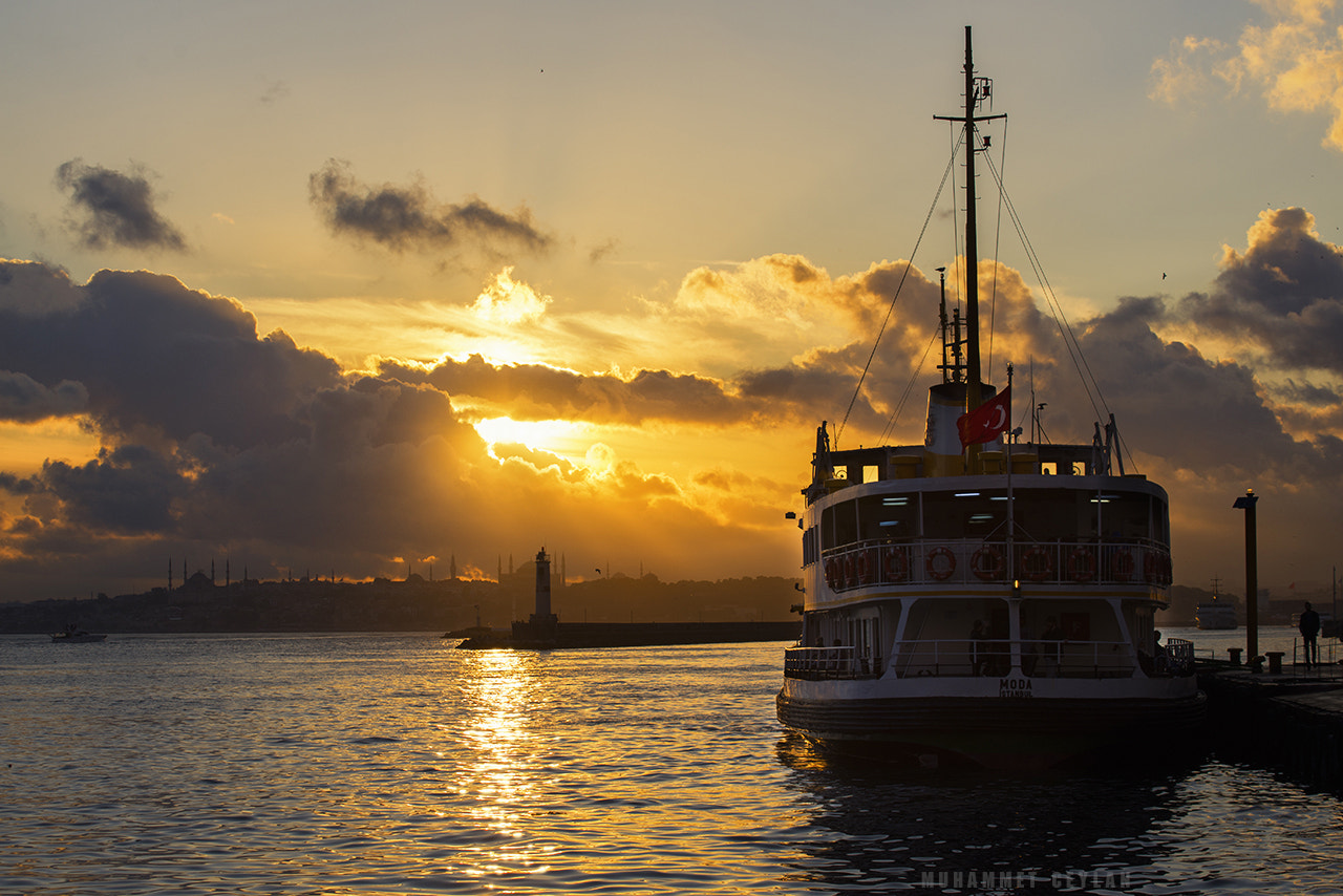 Nikon AF-S Nikkor 70-200mm F4G ED VR sample photo. Sunset photography