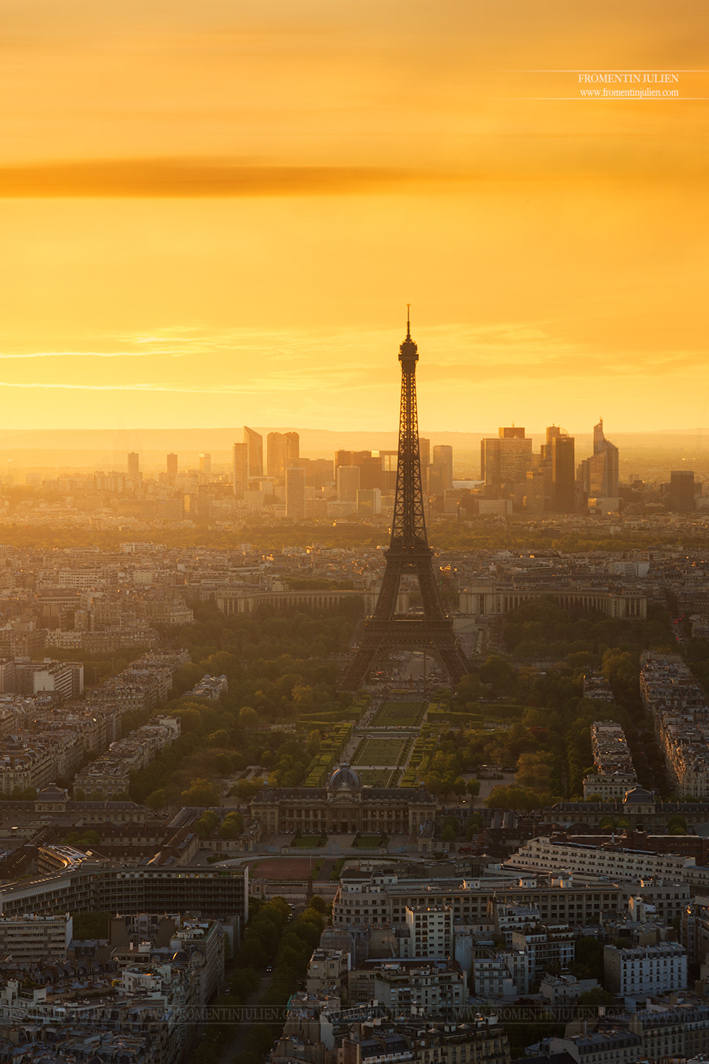 Sony Alpha DSLR-A850 sample photo. Tour eiffel & la défense, paris photography