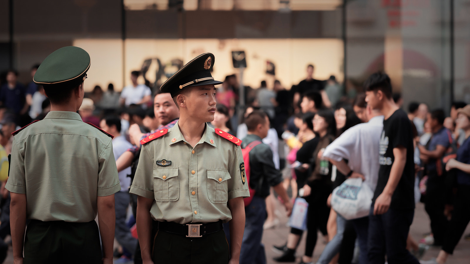 Zeiss Milvus 85mm f/1.4 sample photo. National day photography