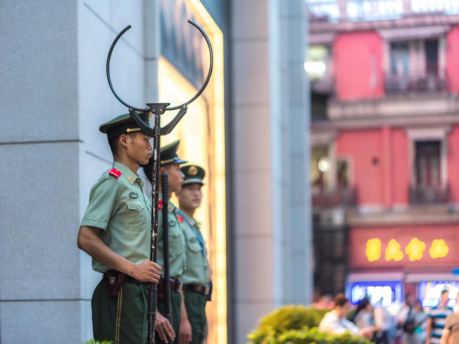 Zeiss Milvus 85mm f/1.4 sample photo. National day photography