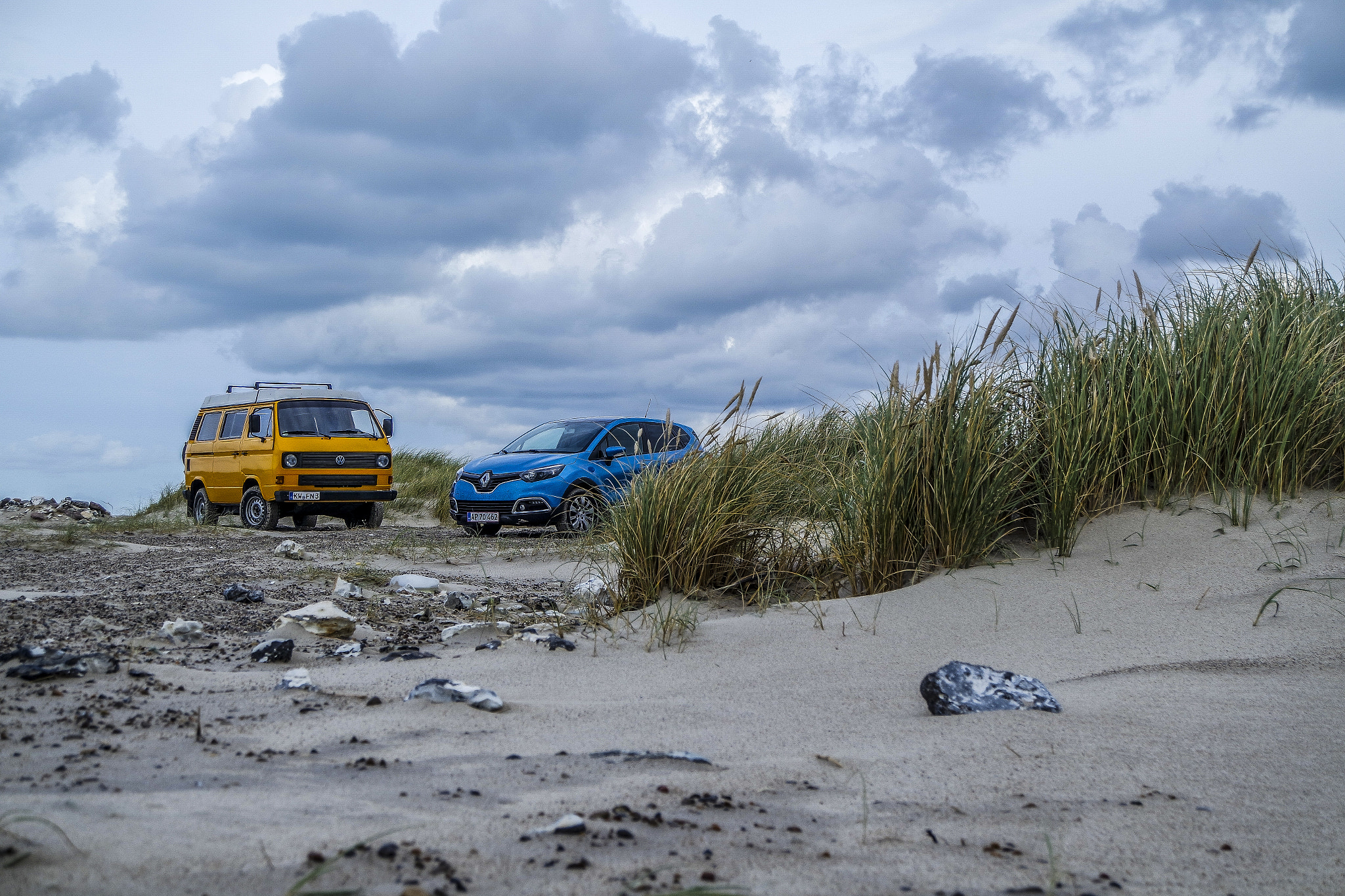 Samsung NX 16-50mm F3.5-5.6 Power Zoom ED OIS sample photo. Camping at the beach photography
