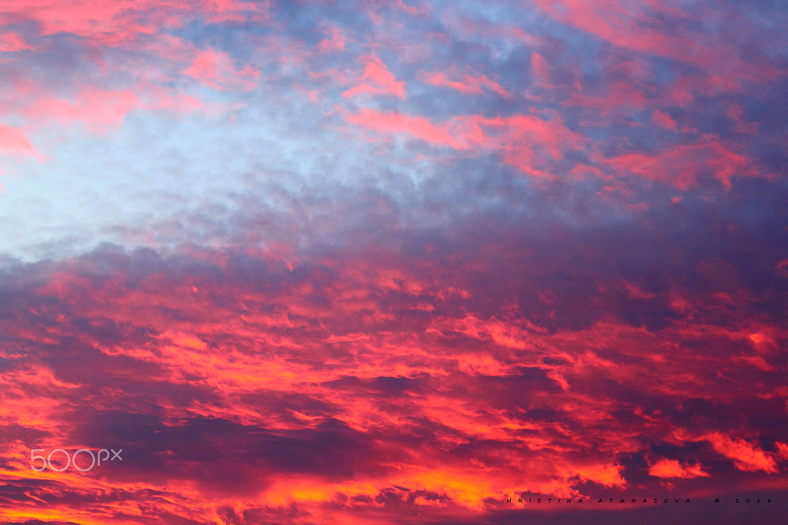 Canon EOS 500D (EOS Rebel T1i / EOS Kiss X3) + Canon EF-S 18-55mm F3.5-5.6 IS sample photo. Fiery clouds... photography