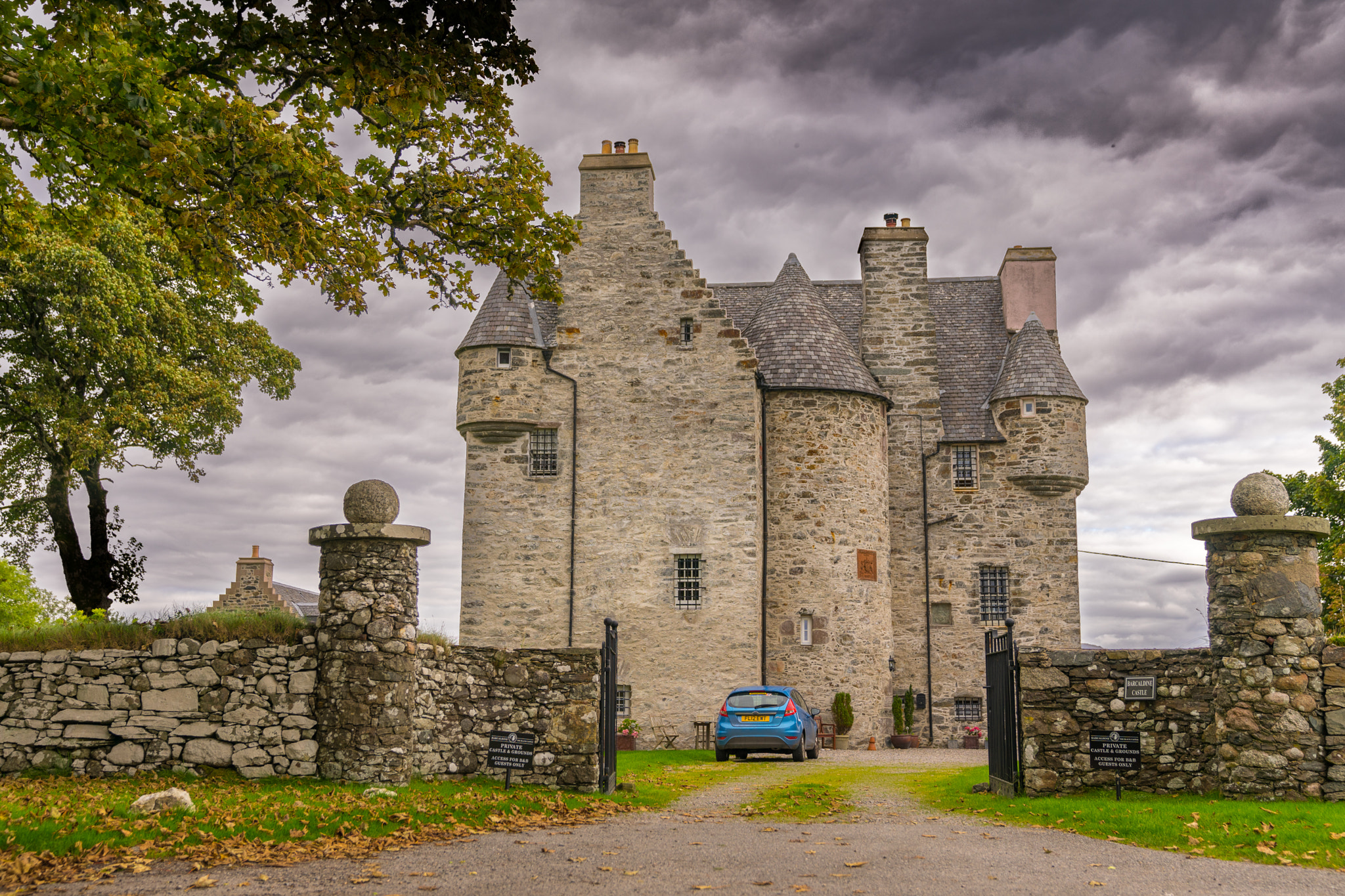 Sony a7 + Sony FE 24-70mm F2.8 GM sample photo. Barcaldine castle 3 photography