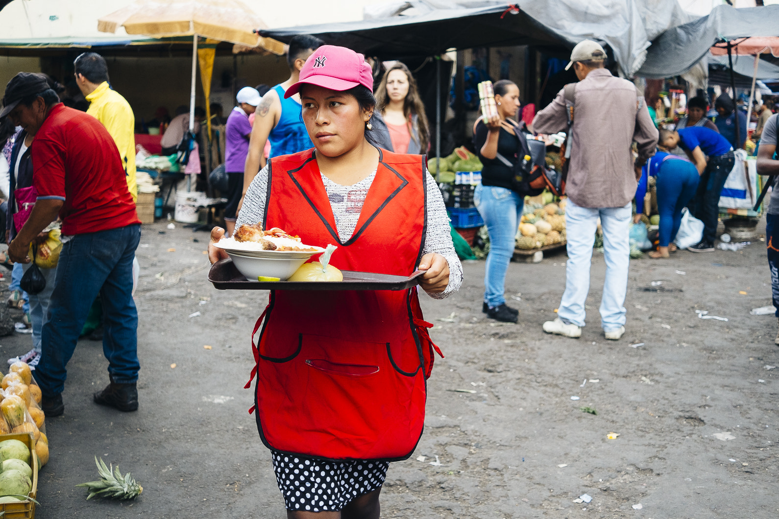 Fujifilm X-Pro1 + Fujifilm XF 27mm F2.8 sample photo. Quito, ecuador photography