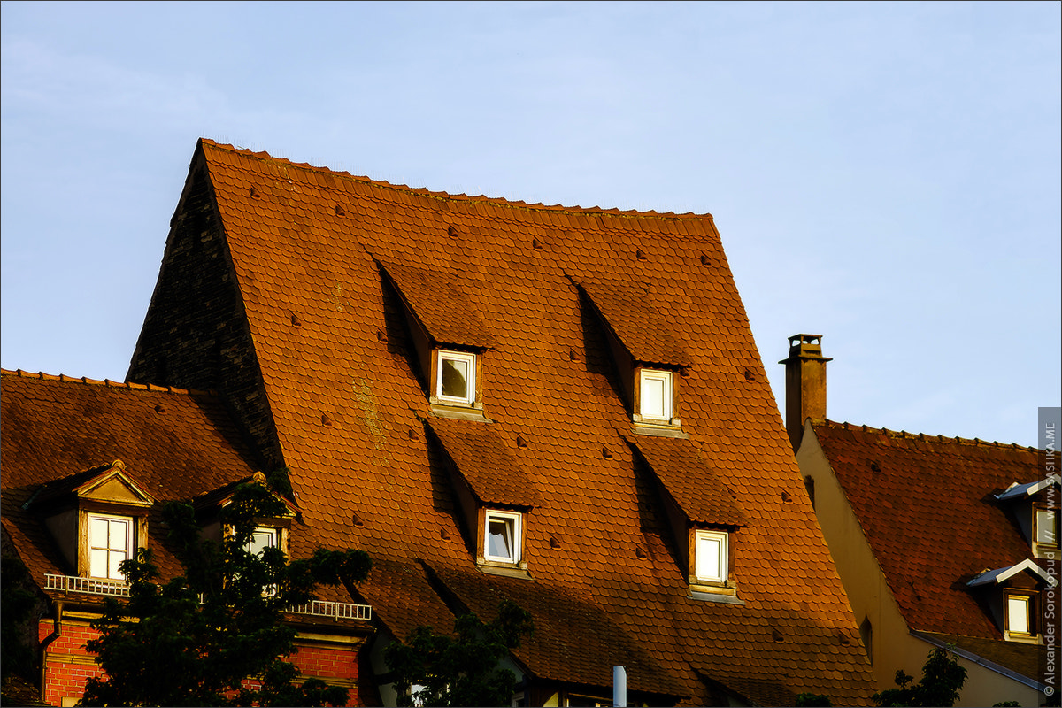 Minolta AF 80-200mm F2.8 HS-APO G sample photo. Red tile roofs of old buildings in historical center of strasbou photography