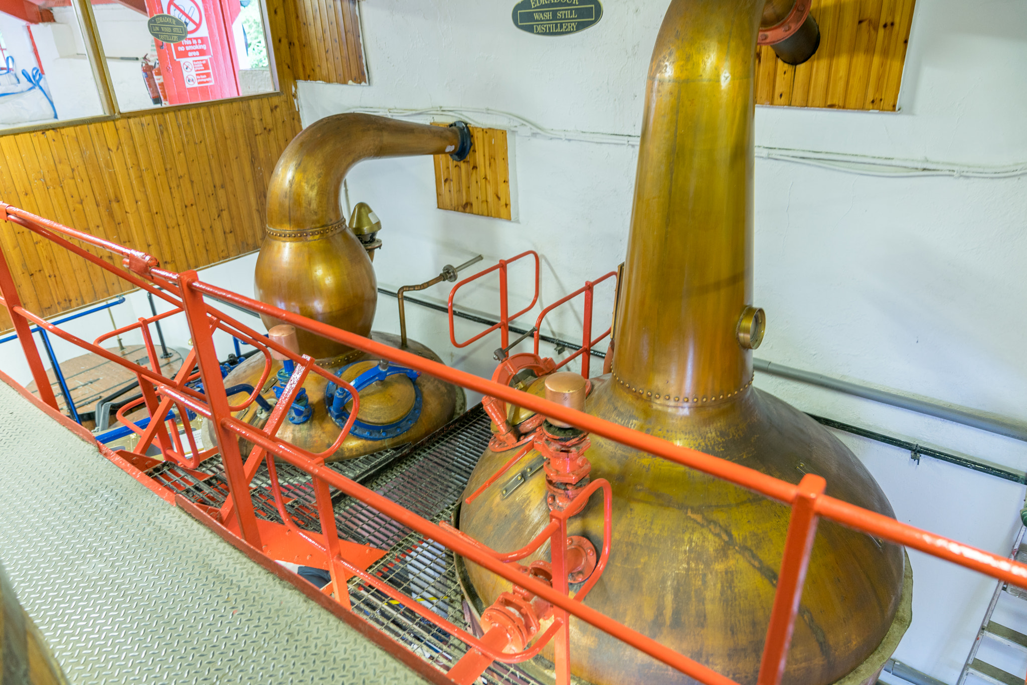 Sony a7 + Sony FE 24-70mm F2.8 GM sample photo. Edradour distillery whisky pot stills photography