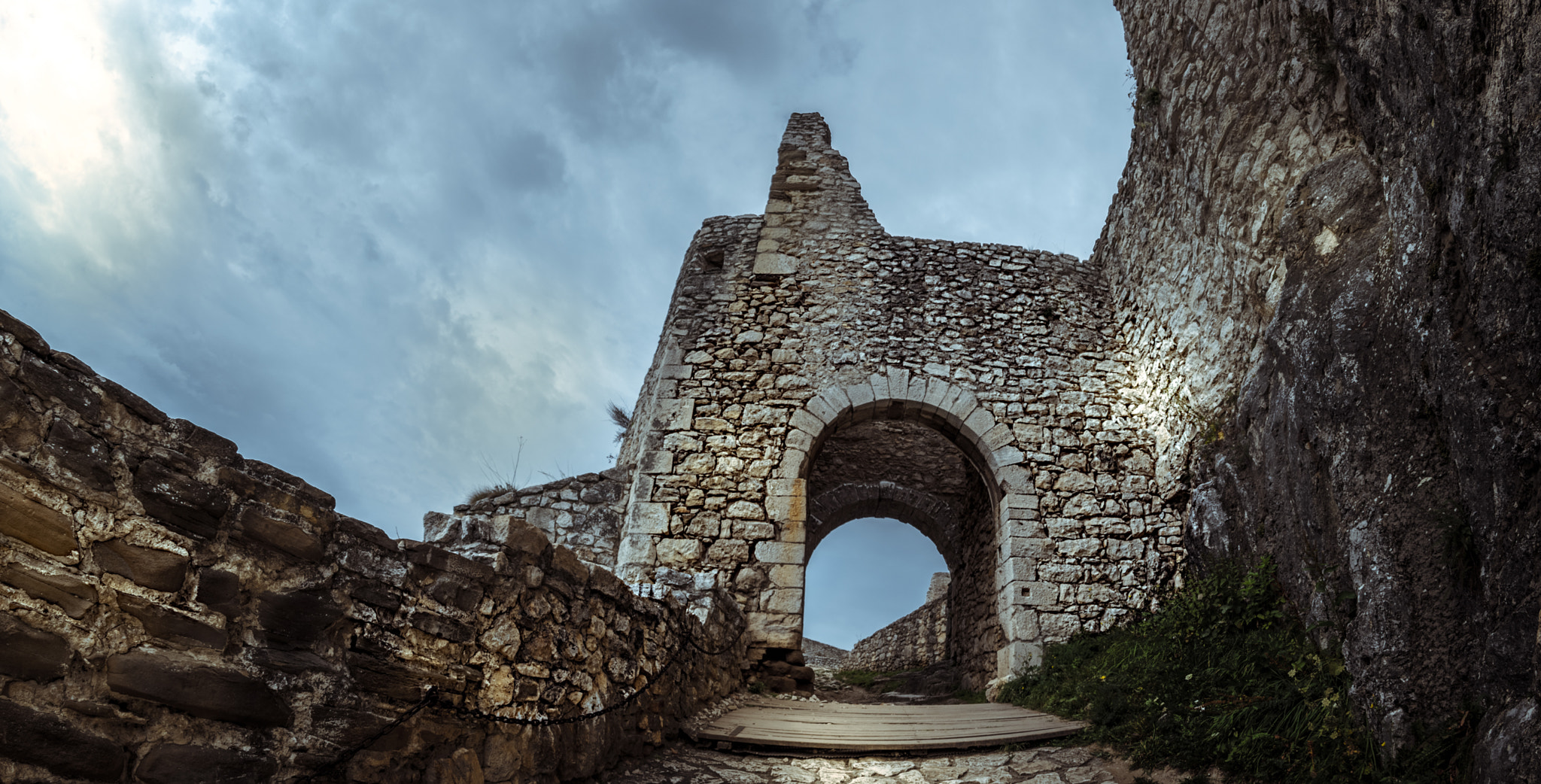 Nikon D810 + Samyang 12mm F2.8 ED AS NCS Fisheye sample photo. Spišský hrad    photography