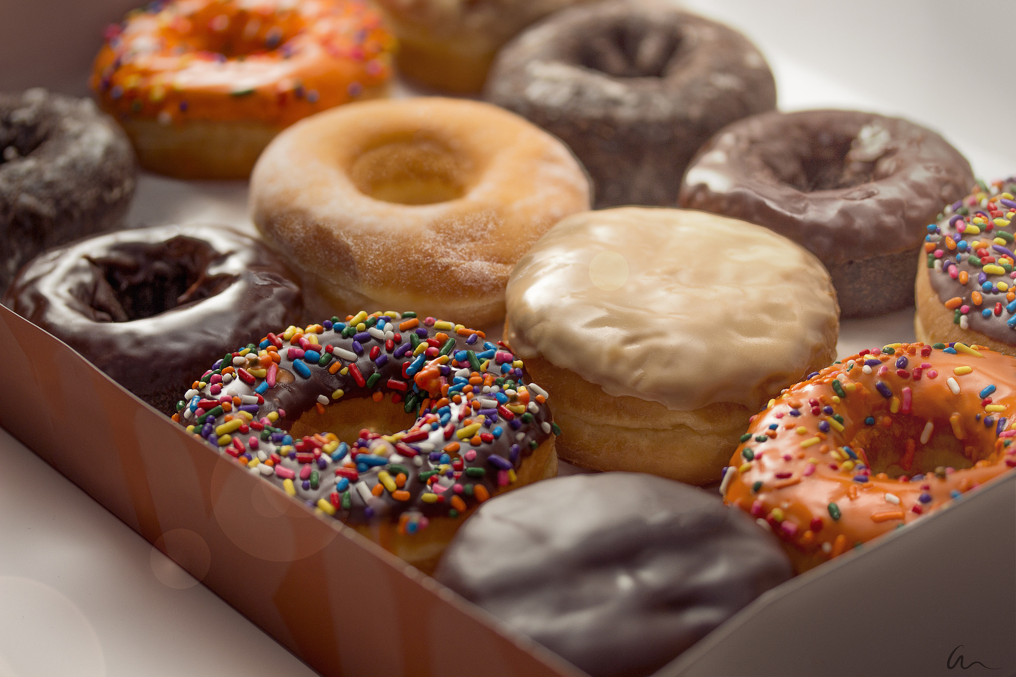 Canon EF-S 60mm F2.8 Macro USM sample photo. Box of donuts photography