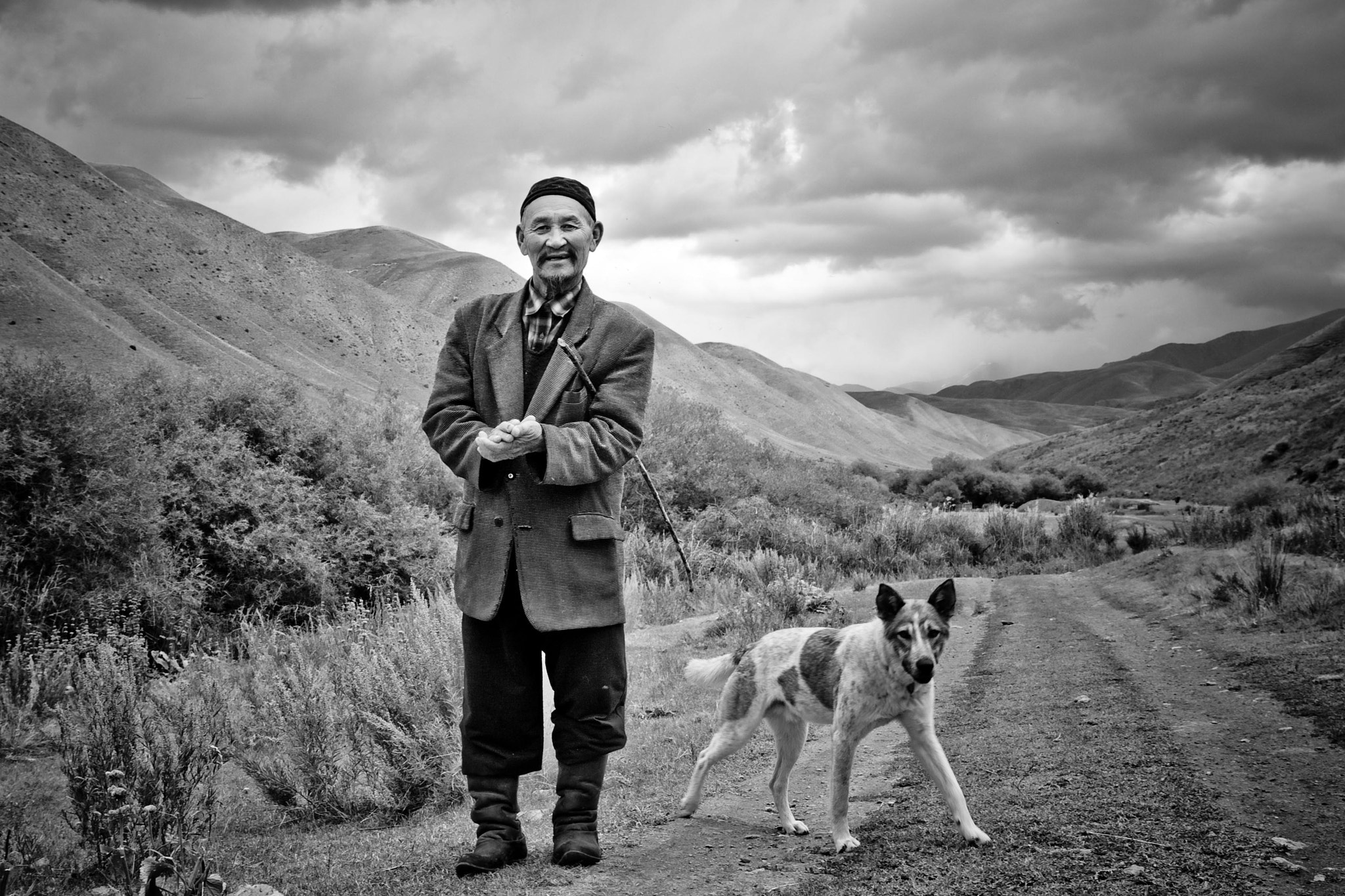 Sigma 17-70mm F2.8-4 DC Macro OS HSM sample photo. Central asia photography