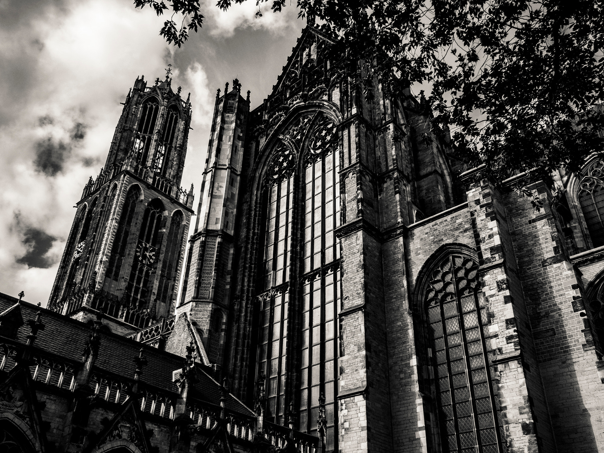Olympus OM-D E-M10 sample photo. Utrecht st. martin dom tower photography
