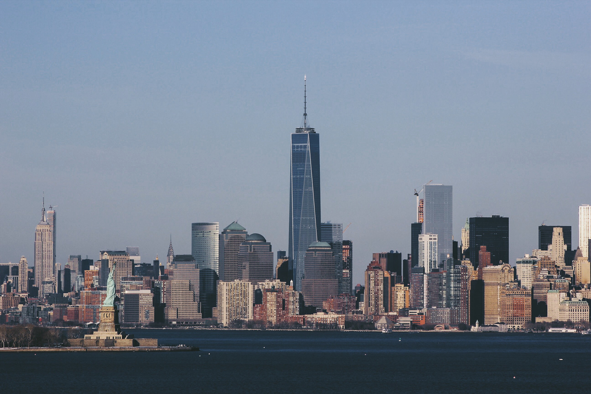 Canon EOS 550D (EOS Rebel T2i / EOS Kiss X4) sample photo. New york city skyline. photography