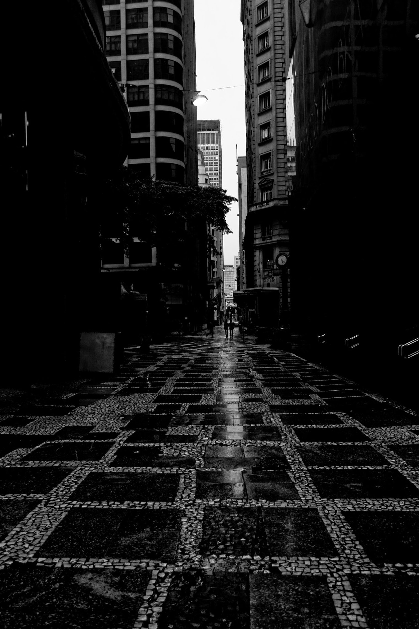 Canon EOS 30D sample photo. Downtown photography