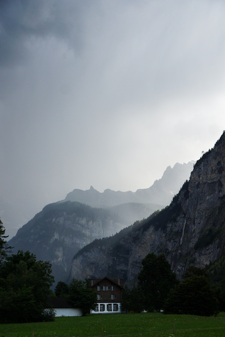 Sony DT 16-105mm F3.5-5.6 sample photo. House in the lauterbrunnen valley photography